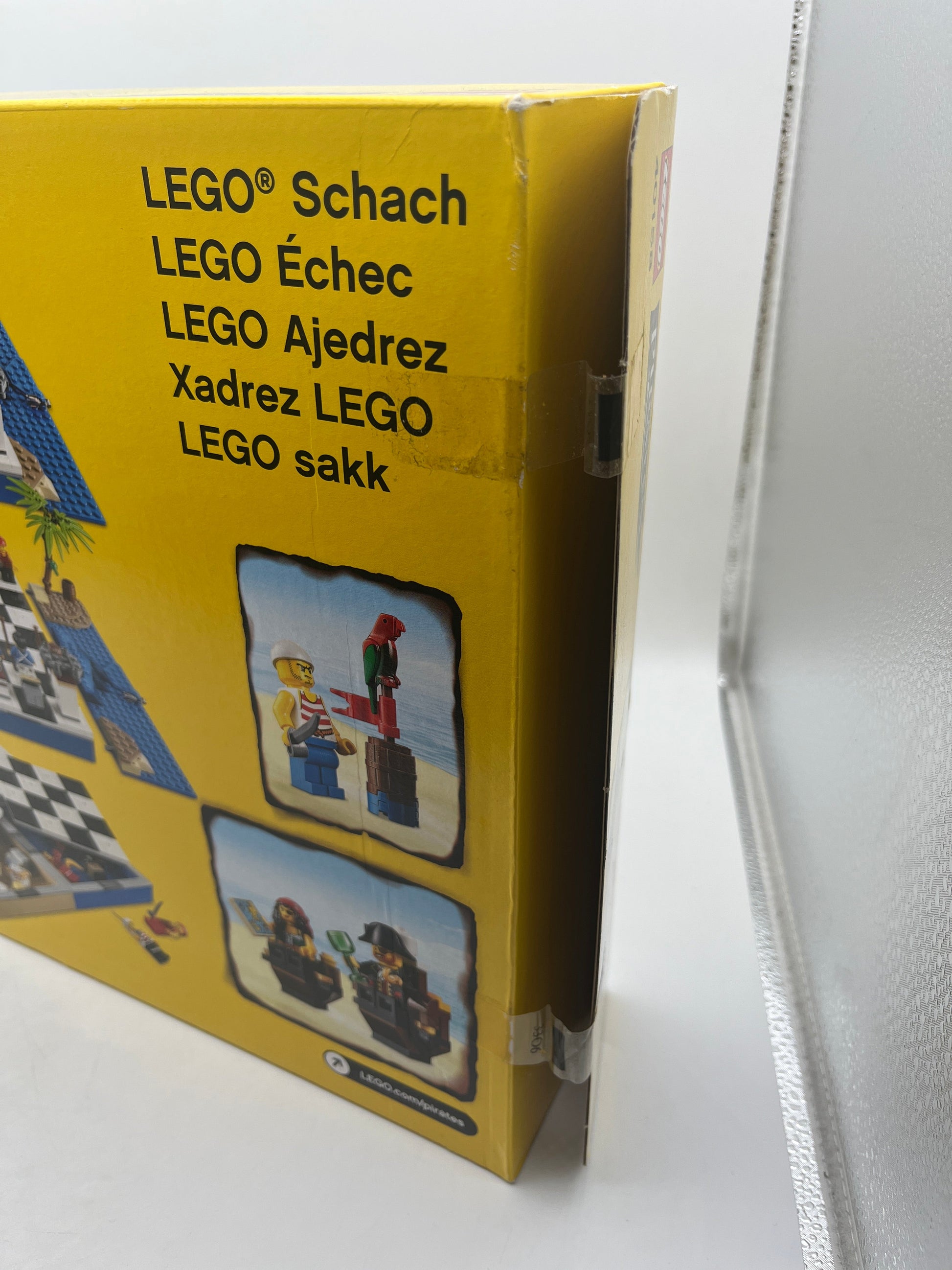LEGO 40158 Pirates Chess Set Historical 20 Minifigures New Sealed Retired Rare FRENLY BRICKS - Open 7 Days