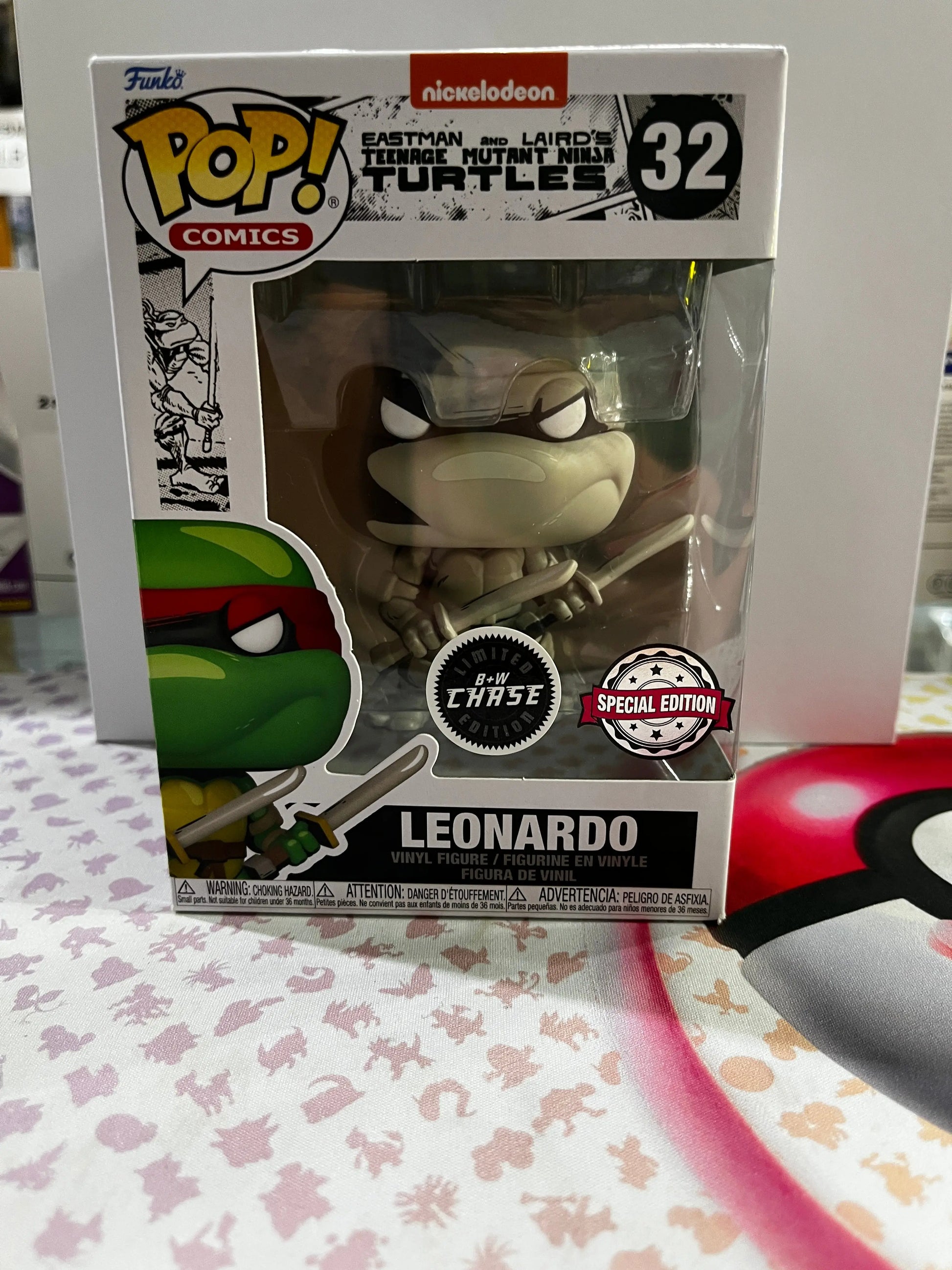Funko Pop Vinyl Comics Chase TMNT Leonardo #32 FRENLY BRICKS - Open 7 Days