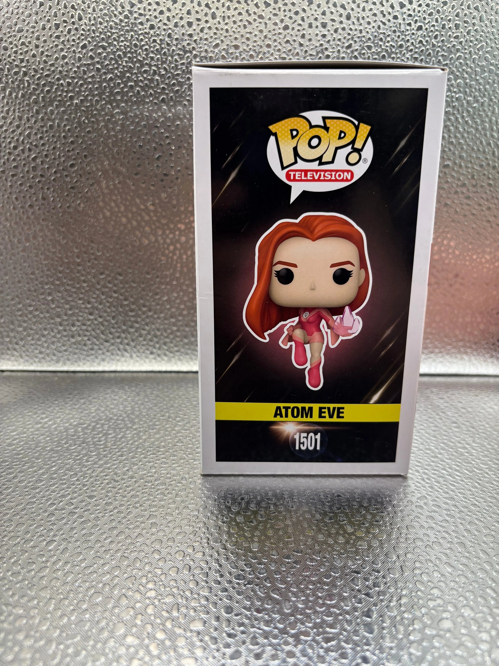 Funko pop Vinyl #1501 Invincible Atom Eve FRENLY BRICKS - Open 7 Days