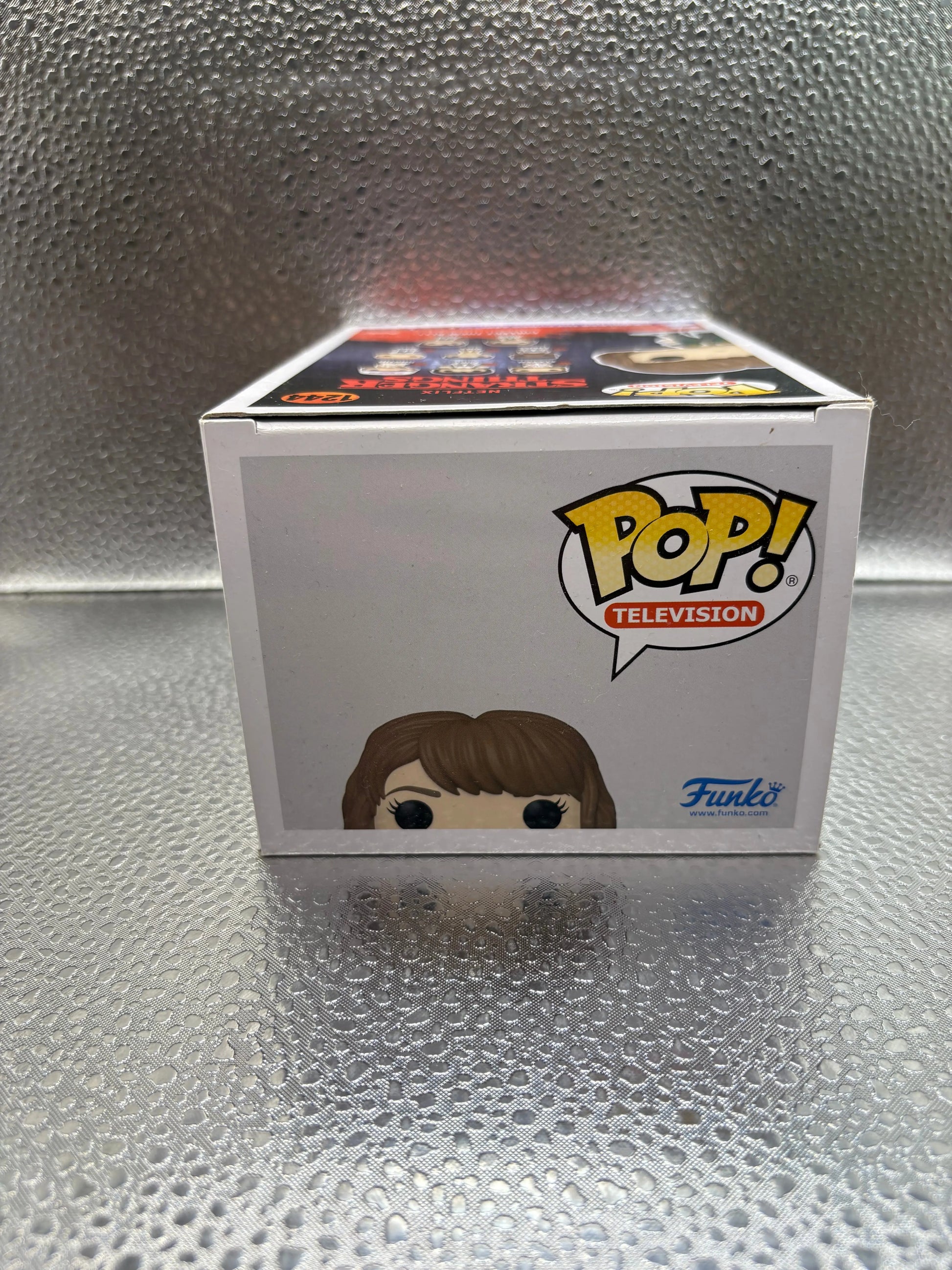 Funko Pop Vinyl #1244 Stranger Things Robin FRENLY BRICKS - Open 7 Days