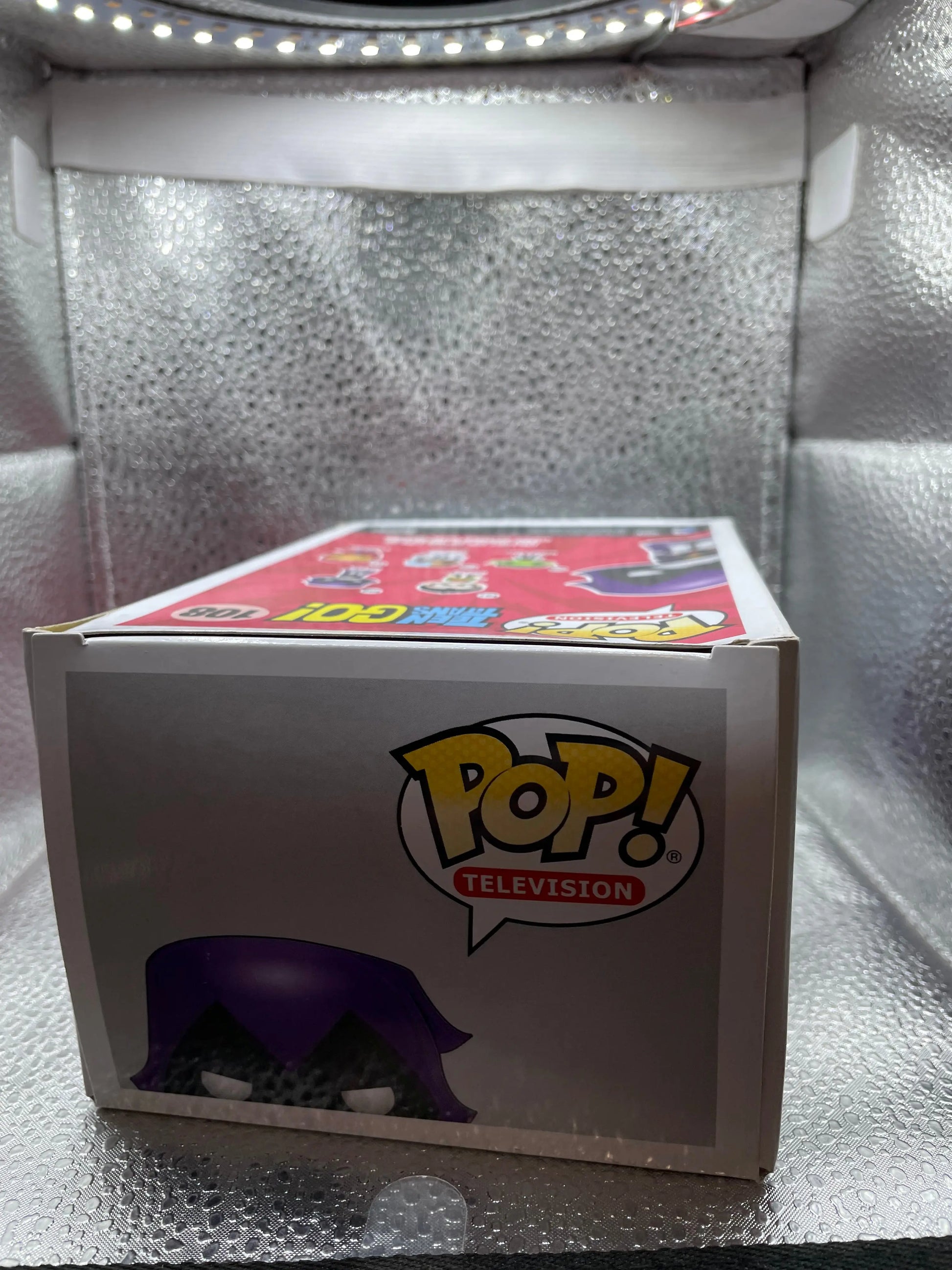 FUNKO POP  TEEN TITANS GO!  Raven  VINYL FIGURE #108  ONLY AT TOYS R US FRENLY BRICKS - Open 7 Days