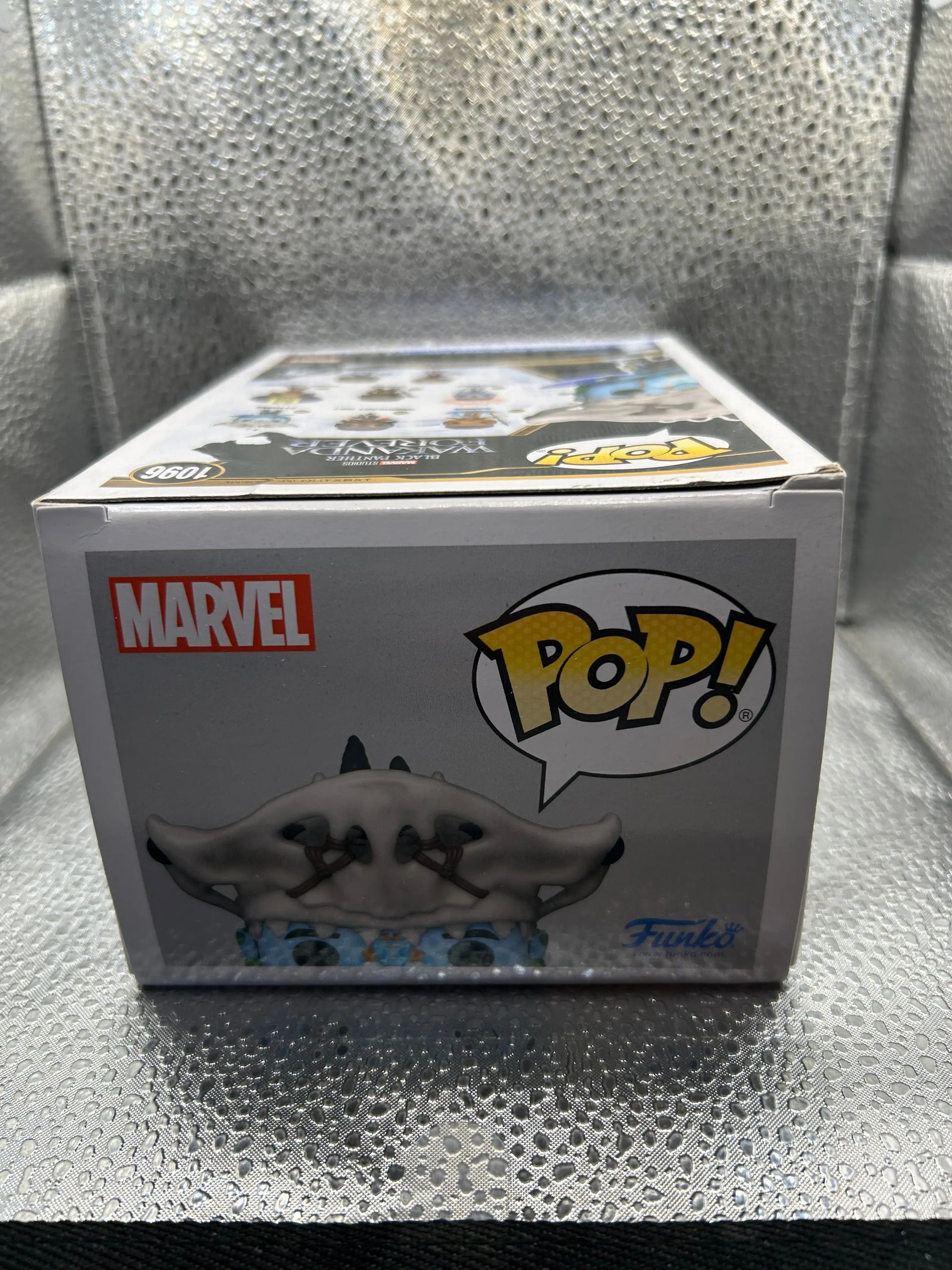 FUNKO Pop Vinyl #1096 Attuma FRENLY BRICKS - Open 7 Days