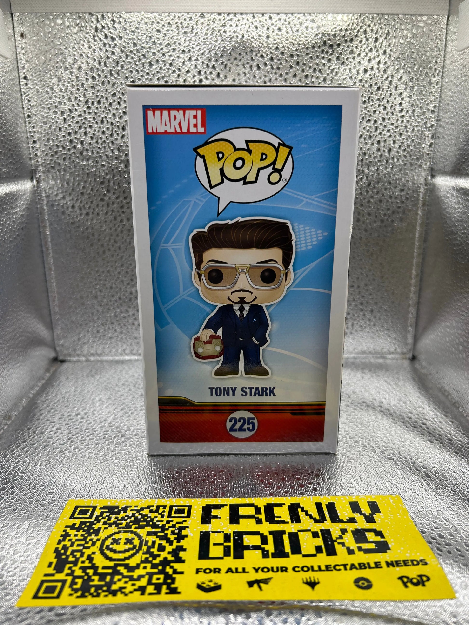 Pop Vinyl Marvel #225 Tony Stark FRENLY BRICKS - Open 7 Days