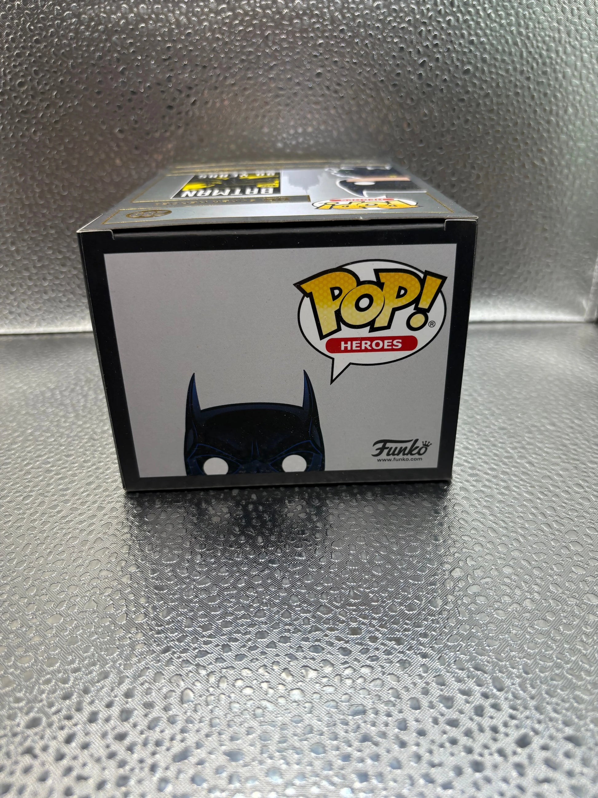 Funko Pop Vinyl #289 Heroes Batman FRENLY BRICKS - Open 7 Days