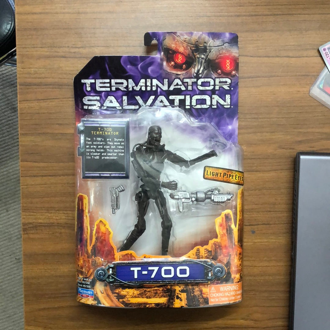 T-700 Rare TERMINATOR SALVATION 2009 Playmates Action Figure FRENLY BRICKS - Open 7 Days