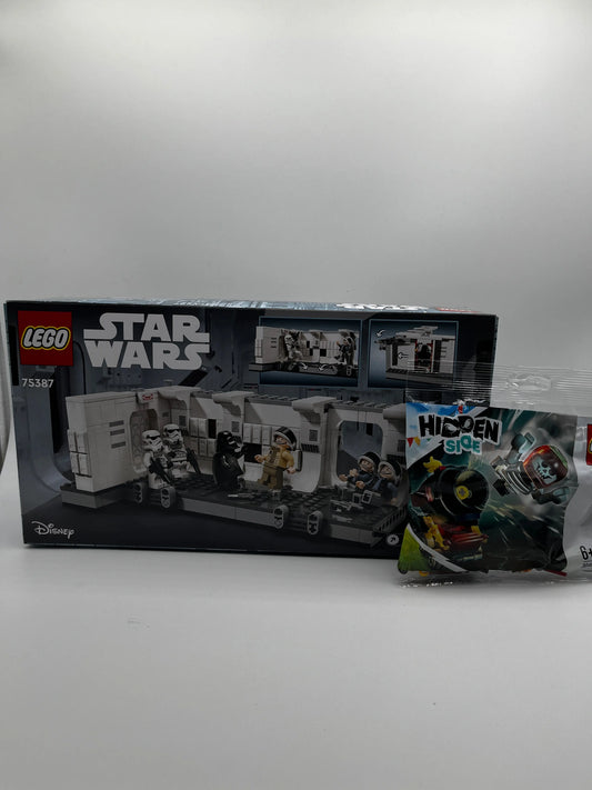 LEGO Star Wars Boarding The Tantive IV + Hidden Side 30464 FRENLY BRICKS - Open 7 Days