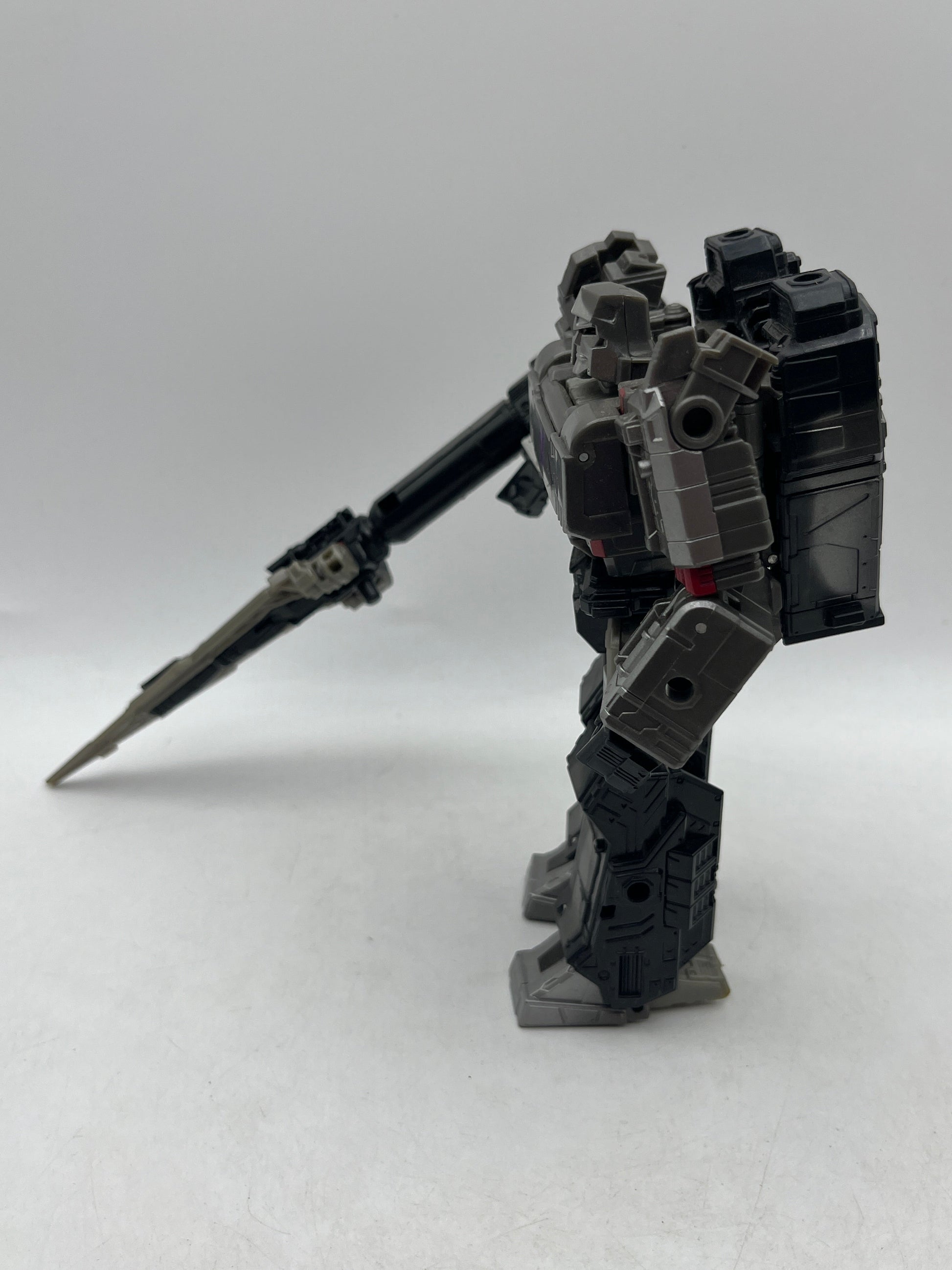 Netflix X Transformers: Siege Voyager Class Megatron FRENLY BRICKS - Open 7 Days