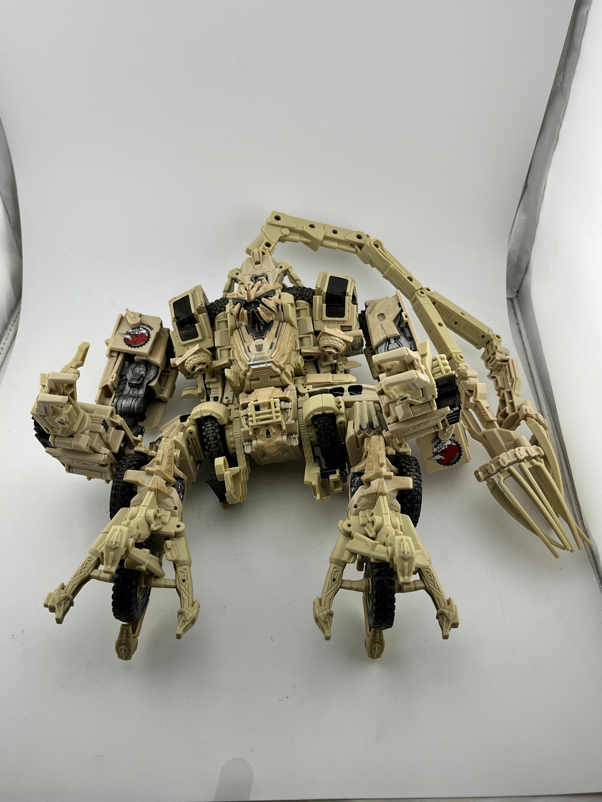 Takara Tomy Transformers Masterpiece Movie Series MPM-14 Bonecrusher - Loose FRENLY BRICKS - Open 7 Days