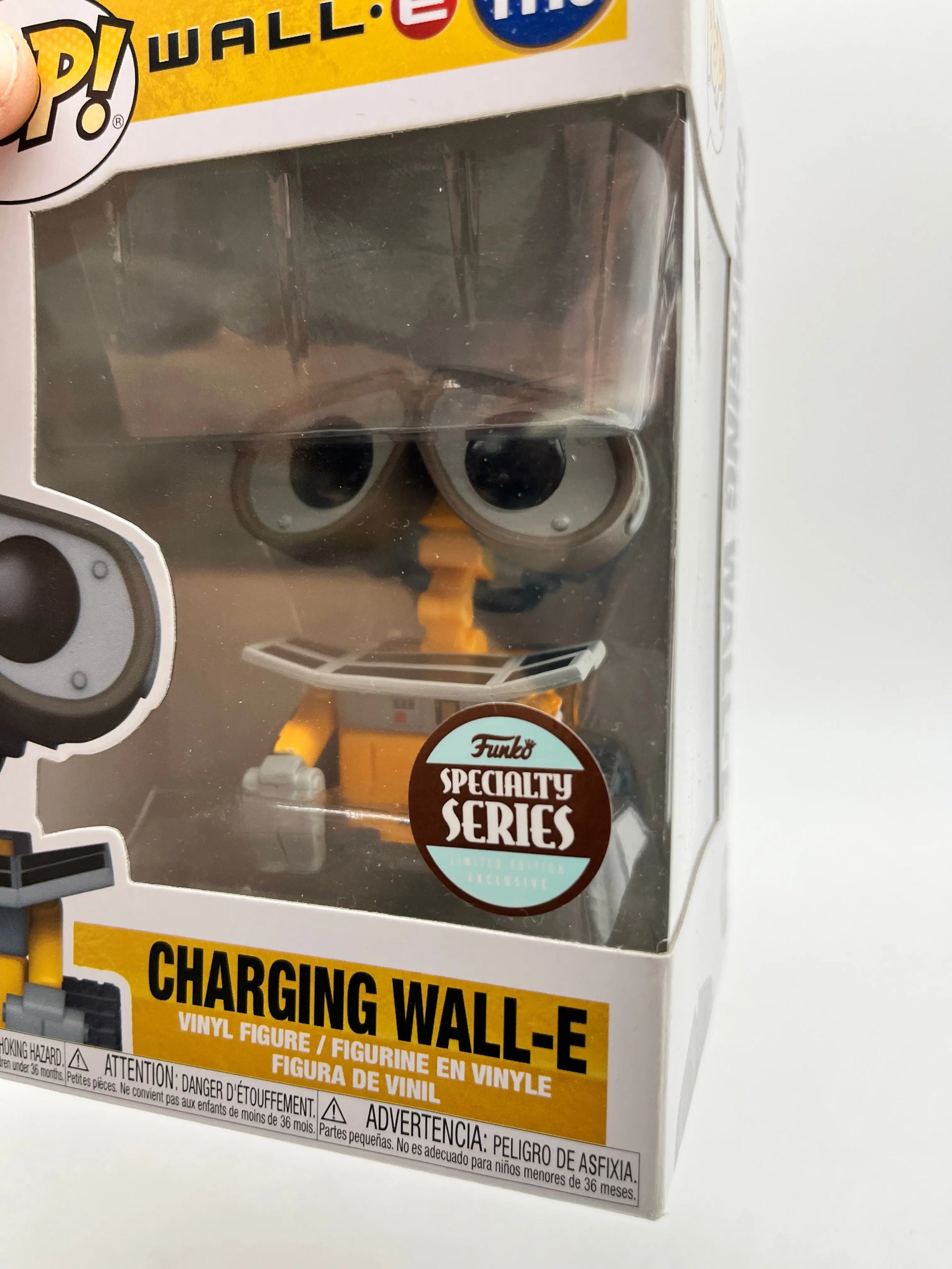Funko POP! Disney Pixar Wall•E - Charging Wall-E #1119 - Speciality Series Exclusive FRENLY BRICKS - Open 7 Days