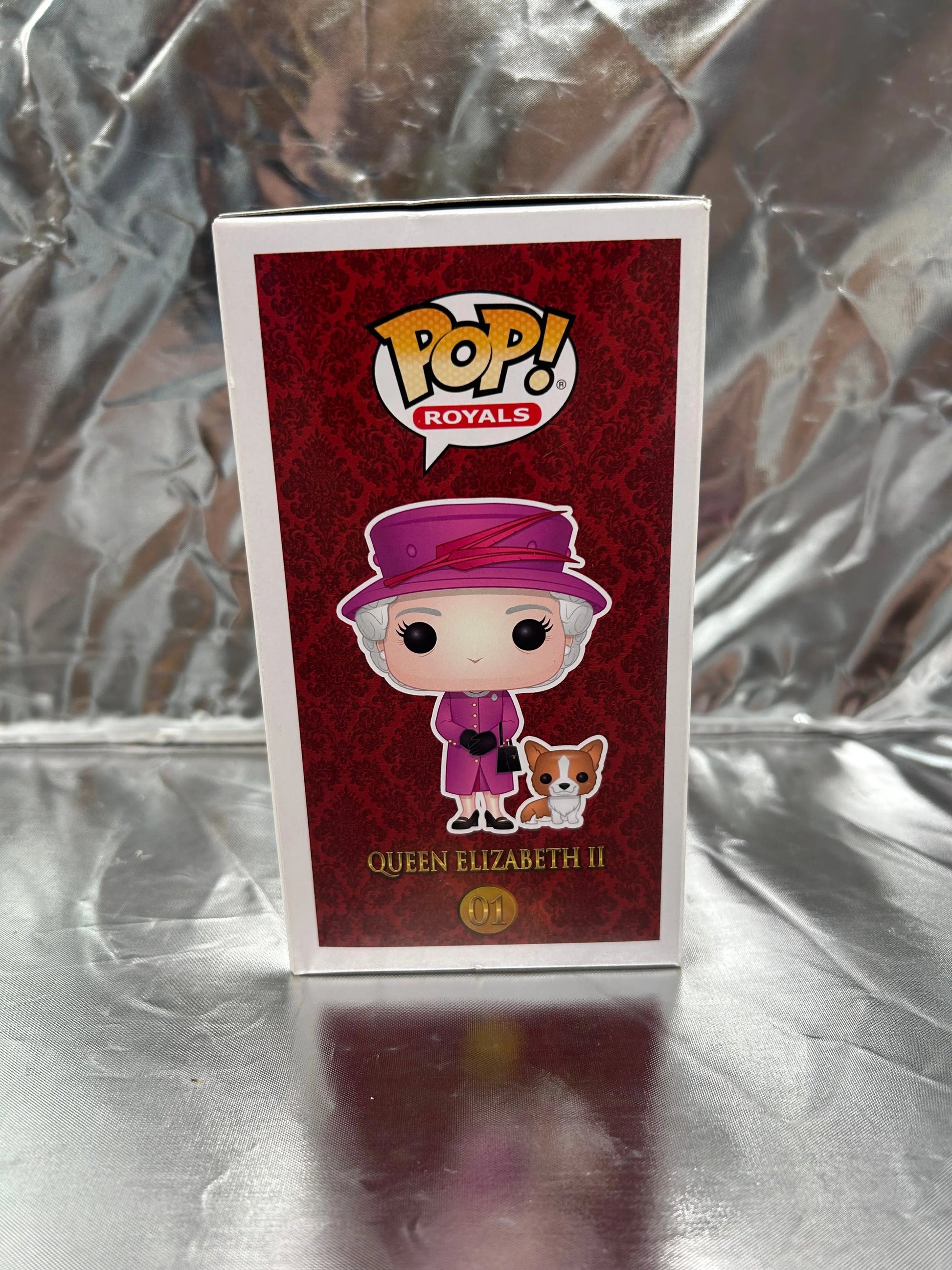 Funko POP Royals - The Royal Family  Queen Elizabeth II #01 FRENLY BRICKS - Open 7 Days