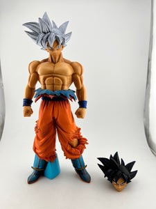 Ichiban Kuji Dragon Ball Battle Of World Son Goku Ultra Instinct - Prize D Figure