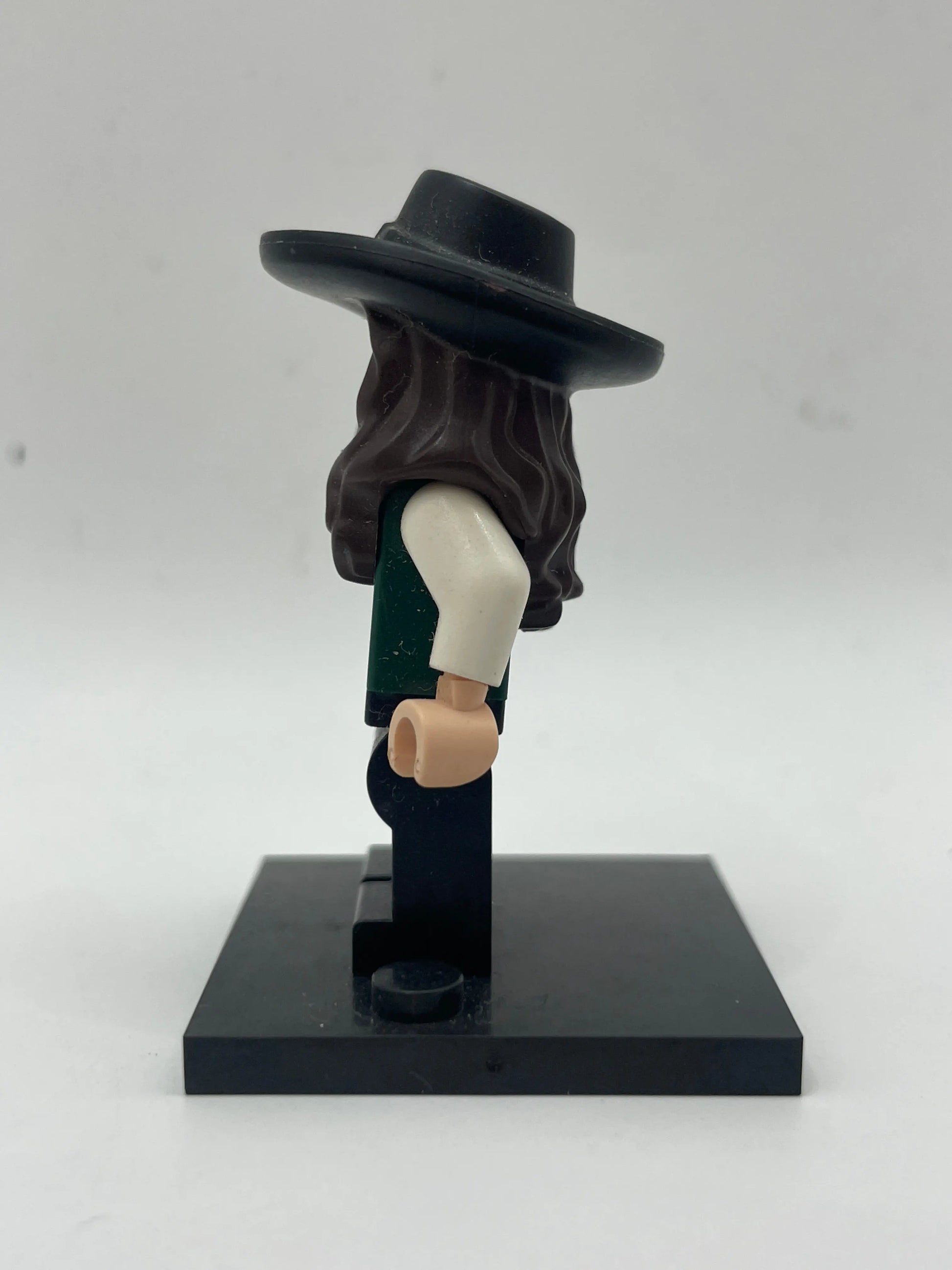 LEGO Minifigure Pirates of the Caribbean - poc006 Angelica - (Genuine) Read description FRENLY BRICKS - Open 7 Days