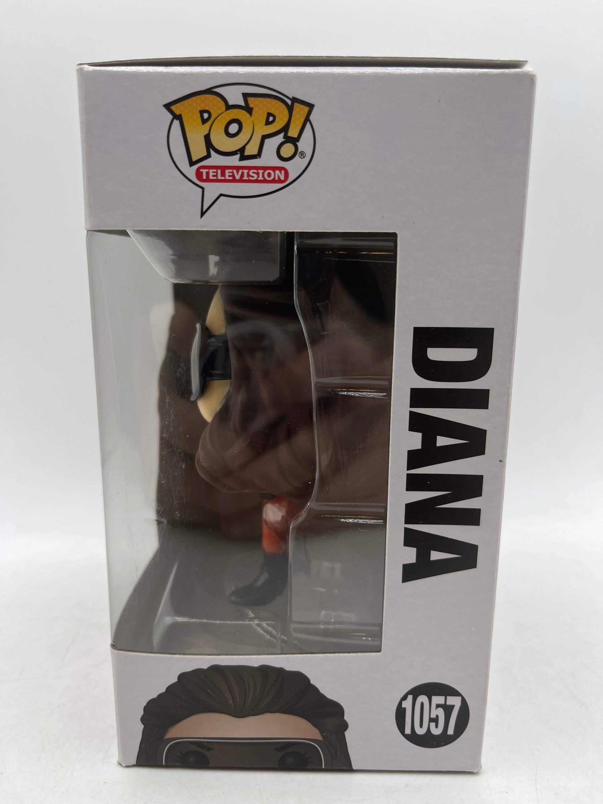 V (TV) - Diana in Sunglasses with Rodent Pop! Vinyl #1057, photo 3 image 3