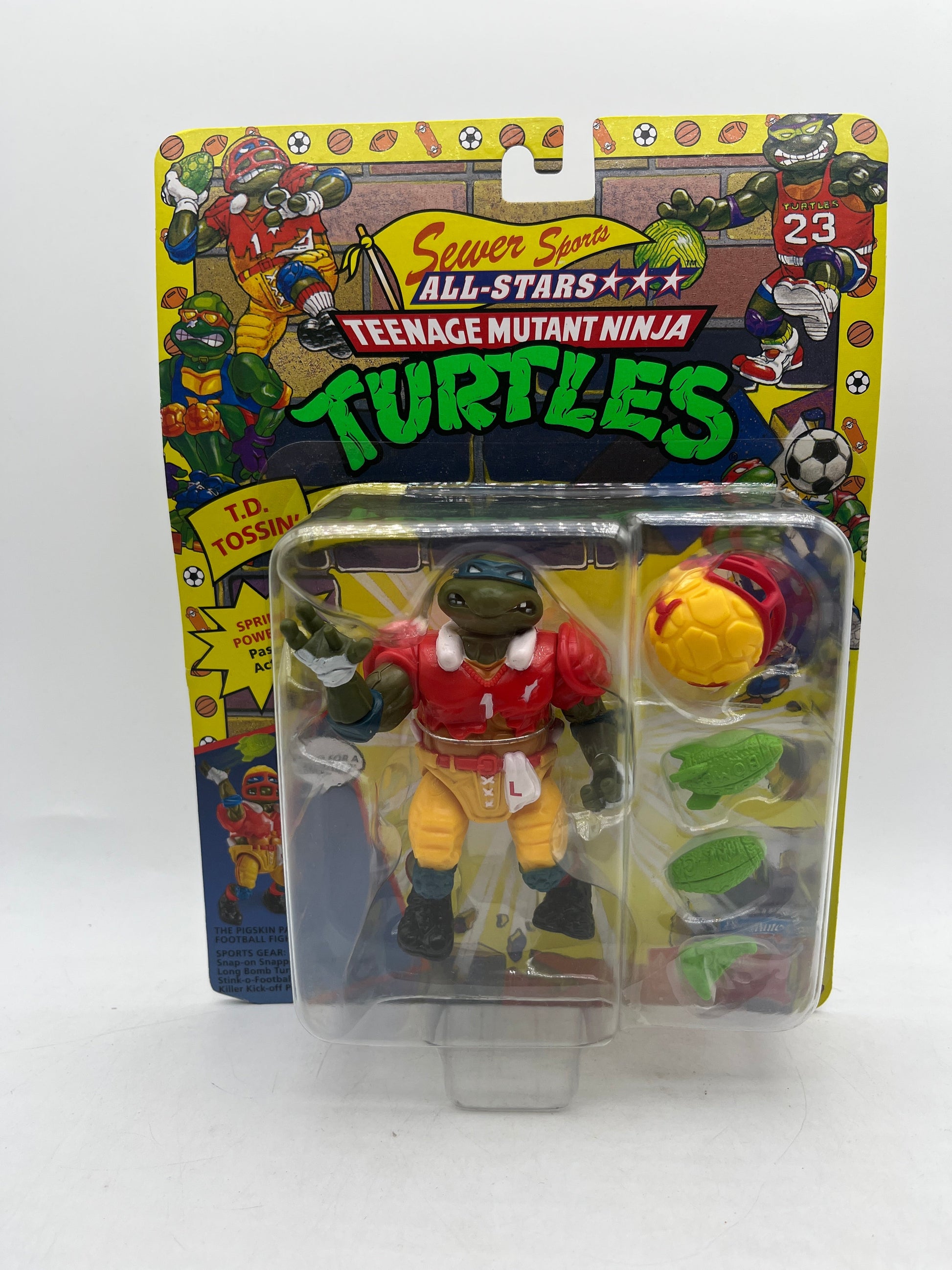 Playmates Toys Teenage Mutant Ninja Turtles - Sewer Sports Leonardo FRENLY BRICKS - Open 7 Days