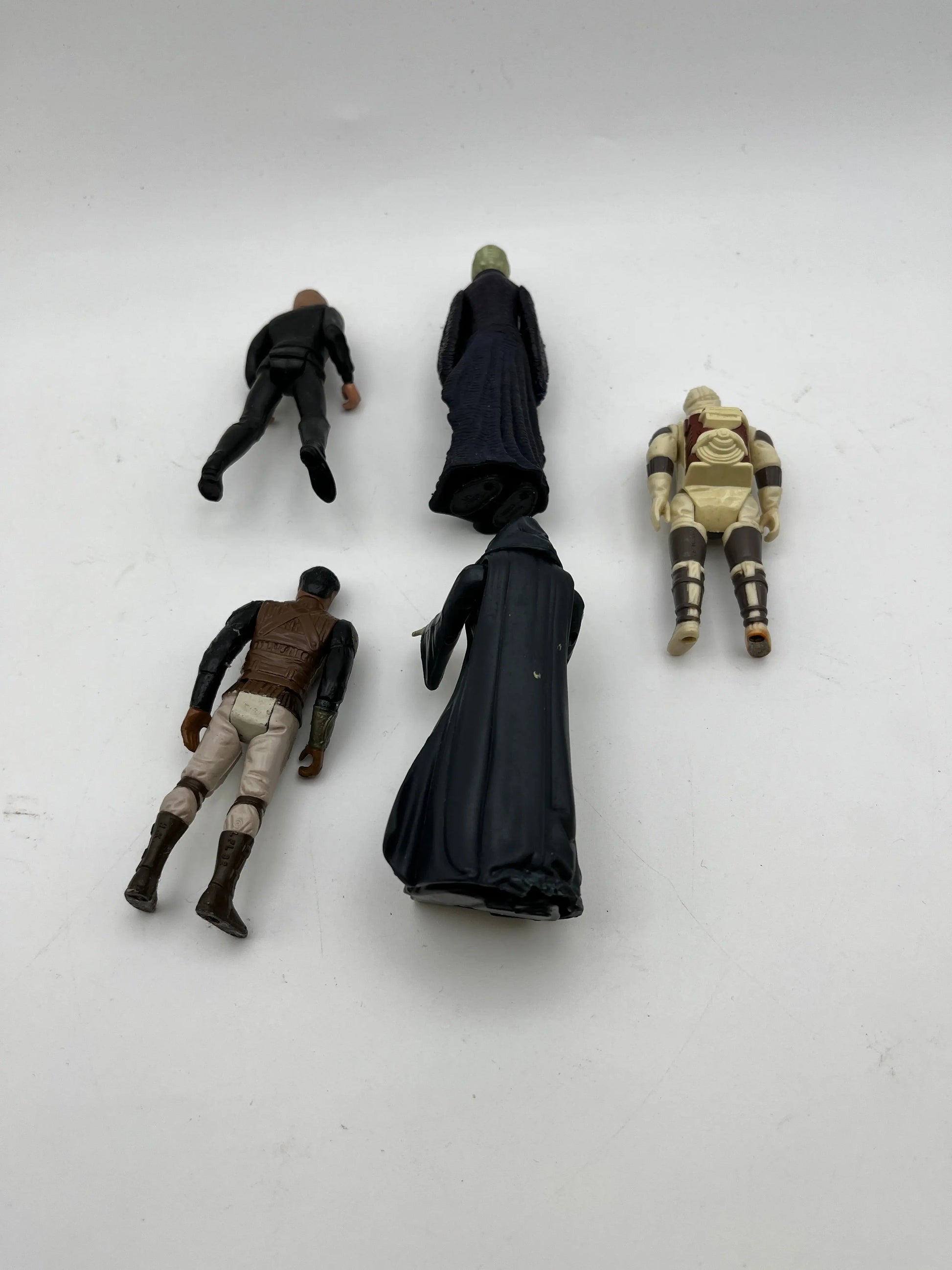Star Wars 1987-2000 Action Figure 4’5 Lot FRENLY BRICKS - Open 7 Days