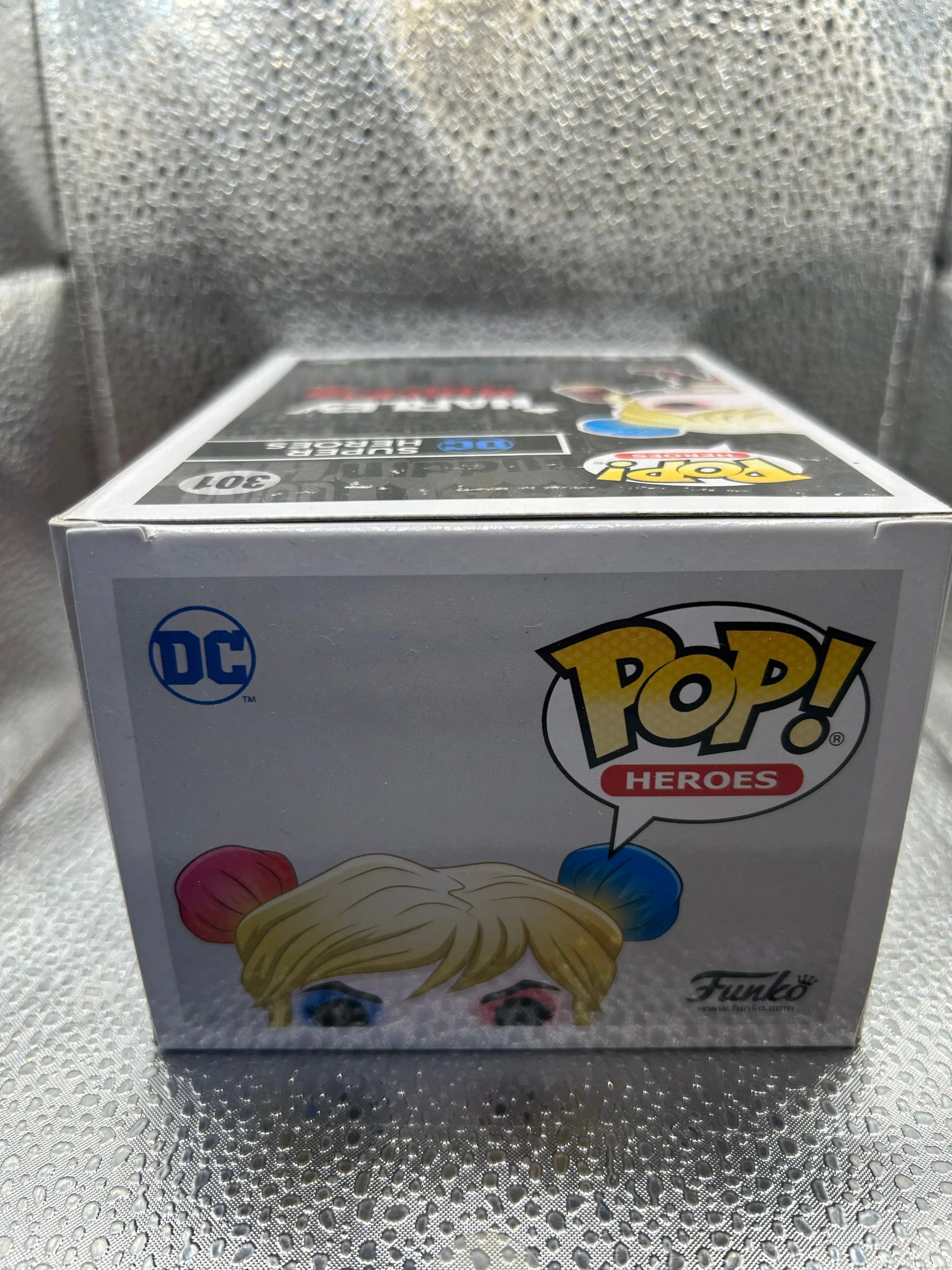 FUNKO Pop Vinyl #301 Harley Quinn FRENLY BRICKS - Open 7 Days