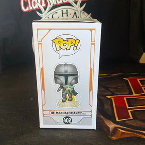 Funko POP! The Mandalorian (with child) #402 - FRENLY BRICKS - Open 7 Days