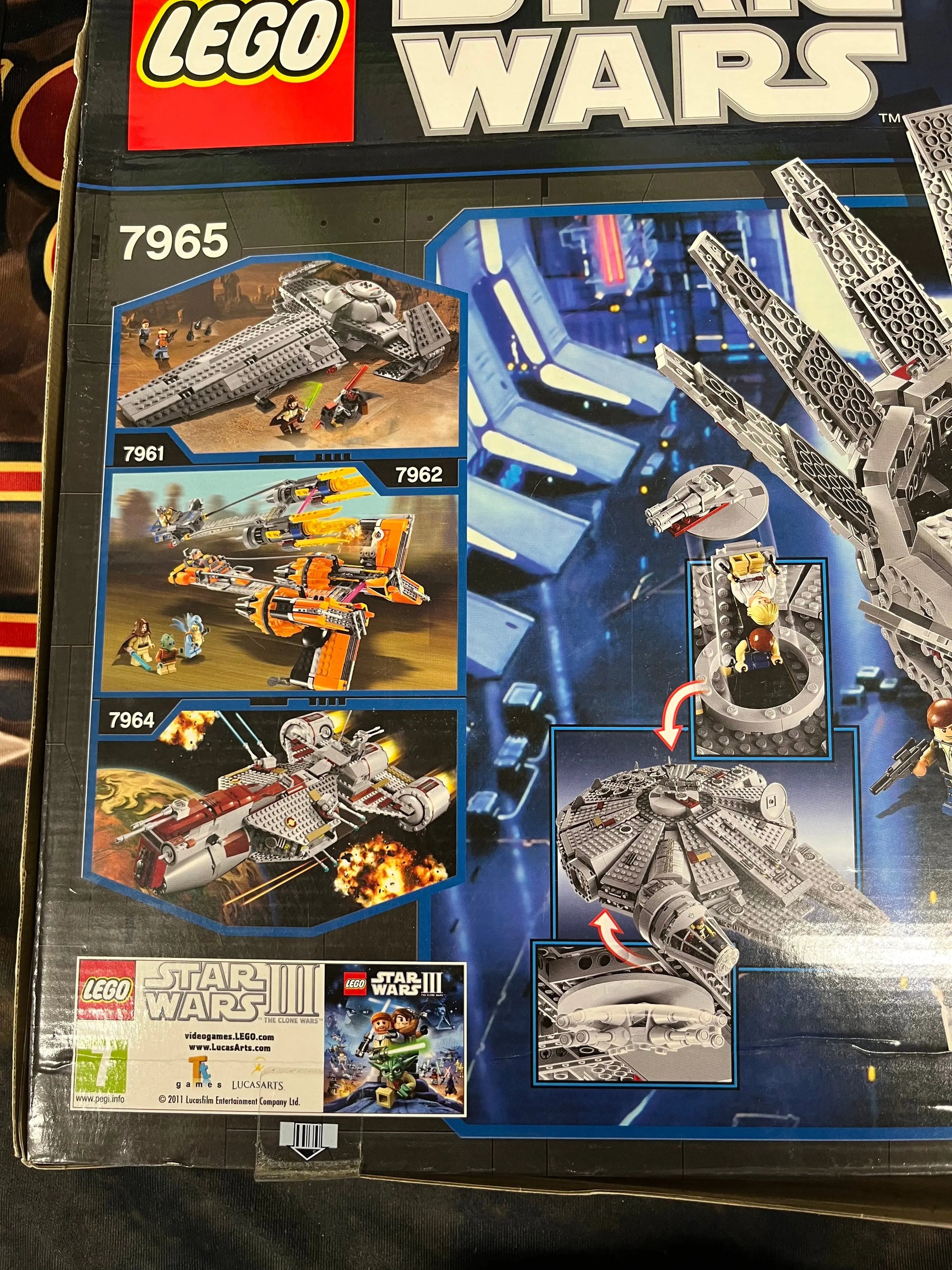 LEGO Star Wars Millennium Falcon  7965 FRENLY BRICKS - Open 7 Days