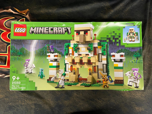 LEGO Minecraft - The Iron Golem Fortress 21250 FRENLY BRICKS - Open 7 Days