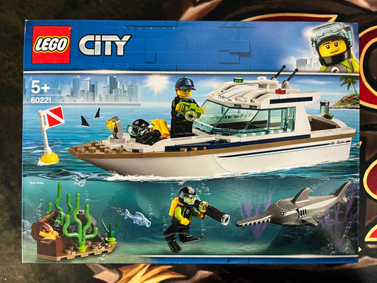 LEGO City - Diving Yacht 60221 FRENLY BRICKS - Open 7 Days