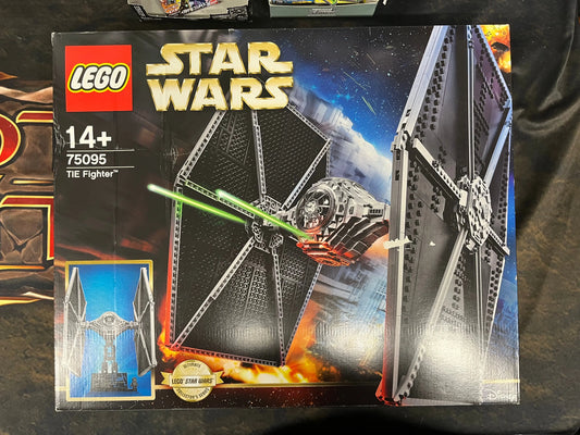 LEGO Star Wars - TIE Fighter 75095 FRENLY BRICKS - Open 7 Days