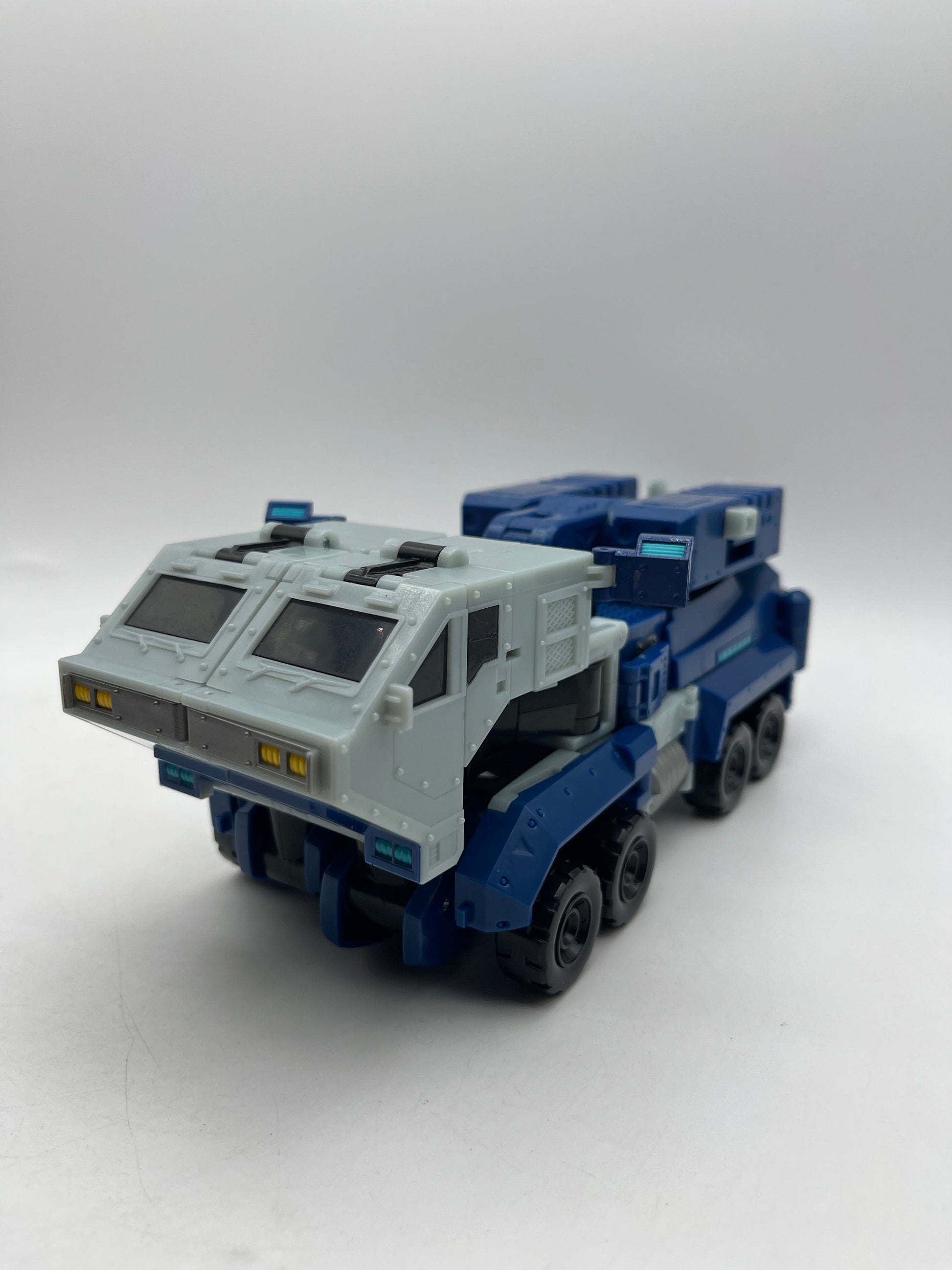 2007 Hasbro Transformers Animated Ultra Magnus Leader Class Lights-up Talks 9" FRENLY BRICKS - Open 7 Days