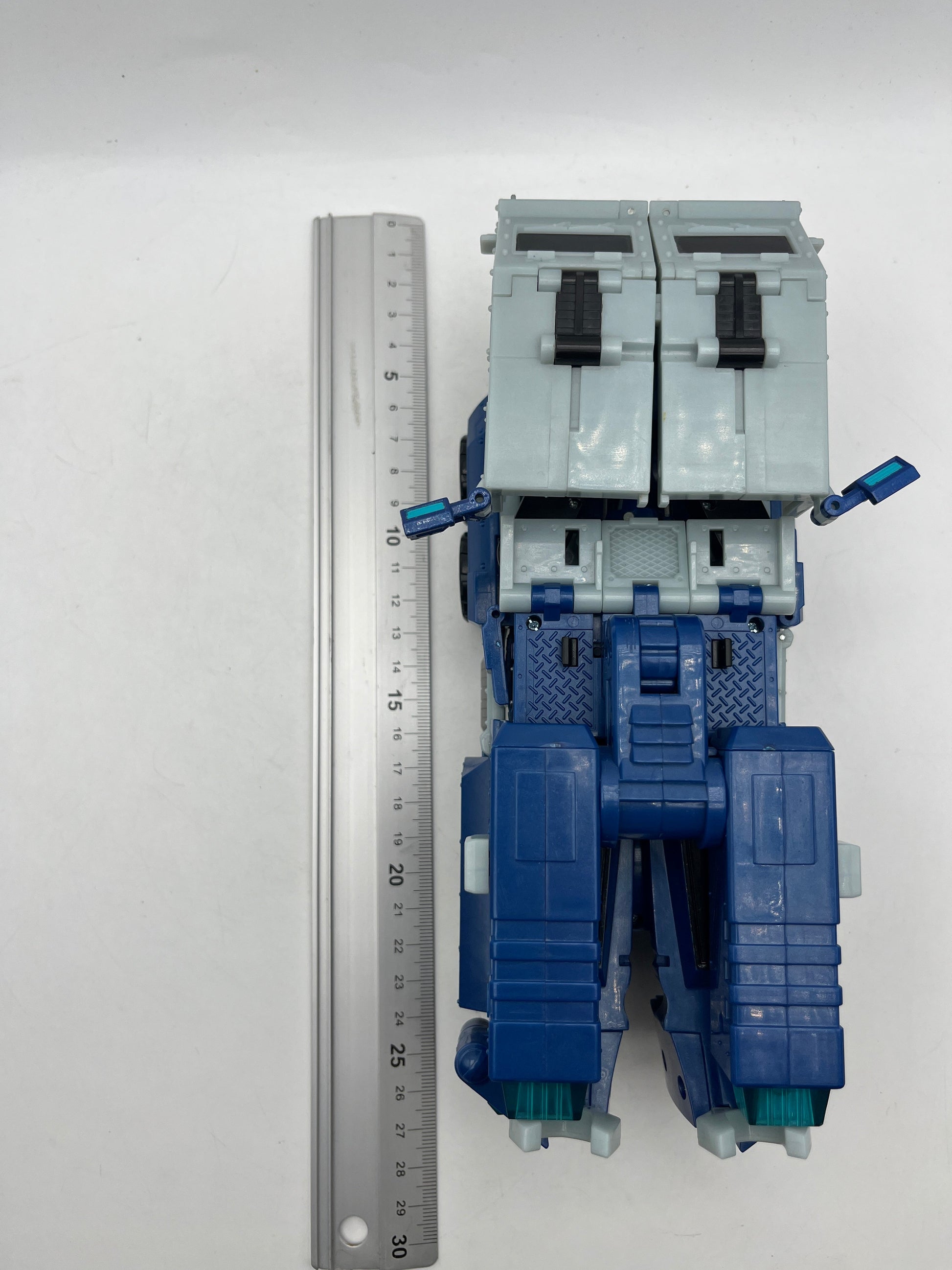 2007 Hasbro Transformers Animated Ultra Magnus Leader Class Lights-up Talks 9" FRENLY BRICKS - Open 7 Days