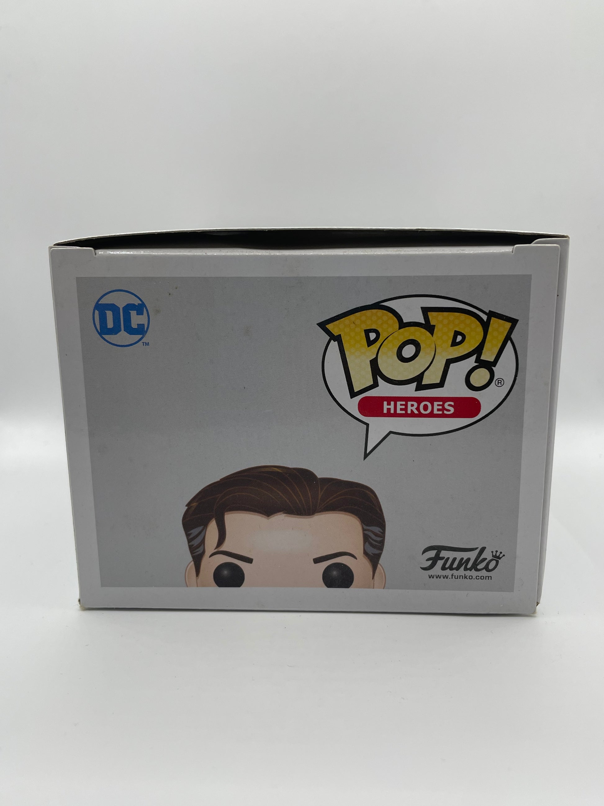 Funko POP! Heroes DC Justice league #200 Bruce Wayne FRENLY BRICKS - Open 7 Days