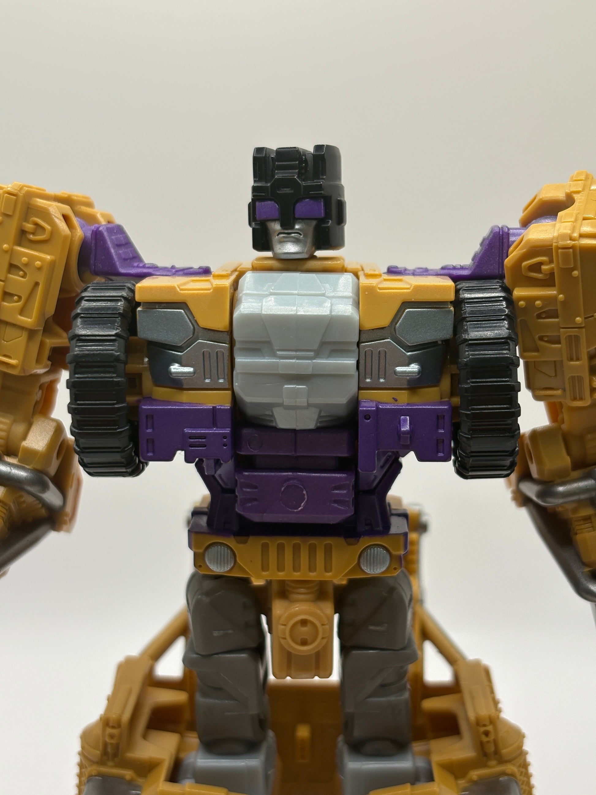 2015 Transformers Generations Combiner Wars Swindle Action Figures FRENLY BRICKS - Open 7 Days