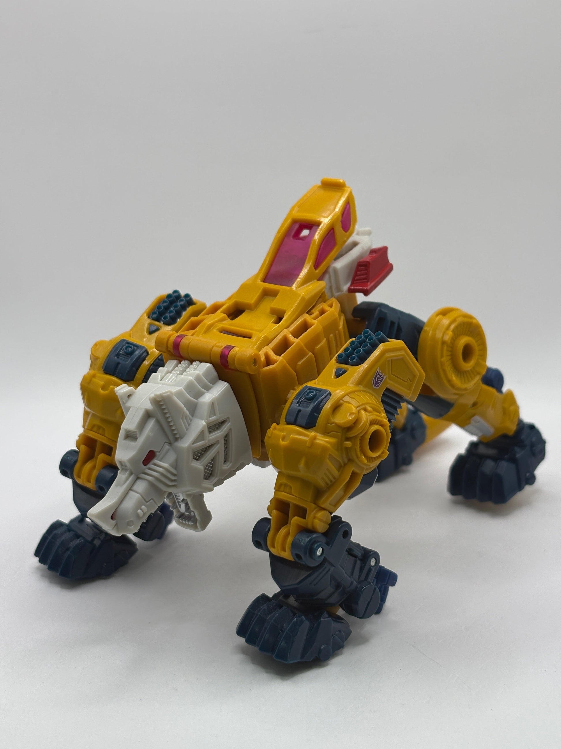Transformers 2021 Generations Retro Headmasters Weirdwolf Action Figure FRENLY BRICKS - Open 7 Days