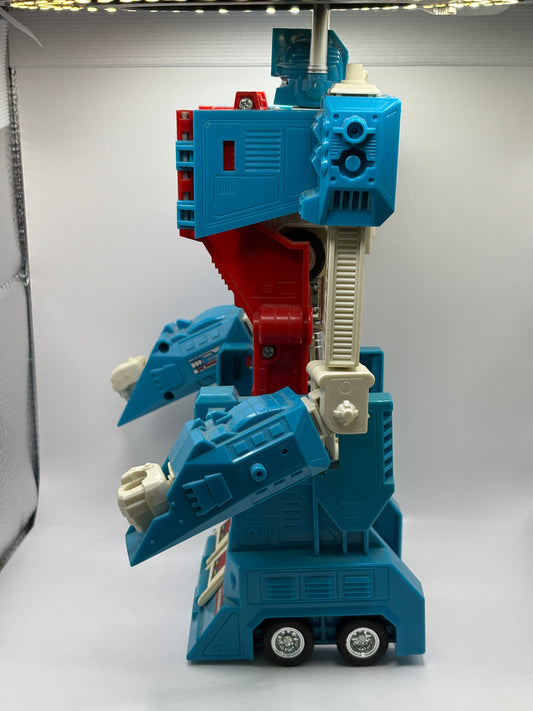 1986 Vintage Transformers Ultra Magnus Generation 1 As is Loose FRENLY BRICKS - Open 7 Days