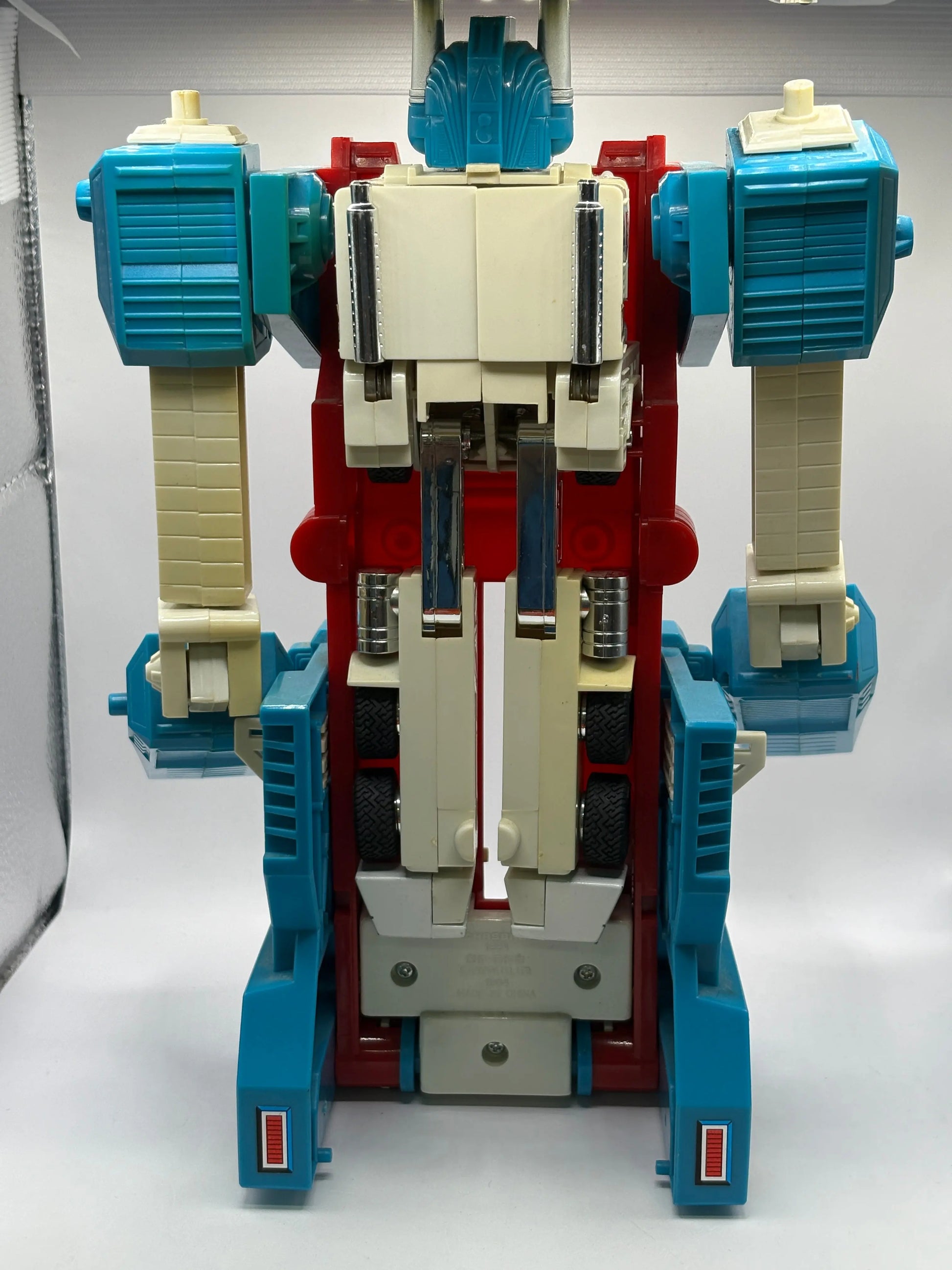 1986 Vintage Transformers Ultra Magnus Generation 1 As is Loose FRENLY BRICKS - Open 7 Days