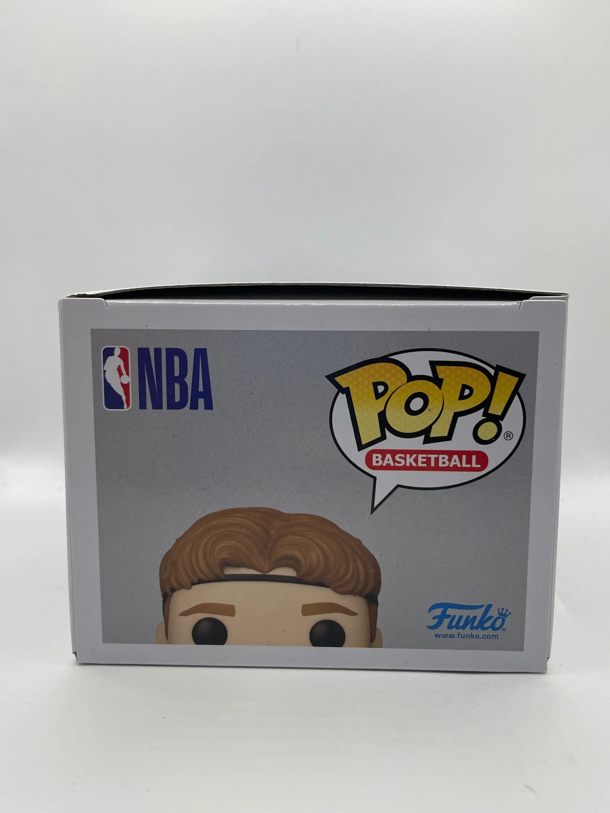 Funko POP! Basketball Dallas #204 Luka Doncic FRENLY BRICKS - Open 7 Days