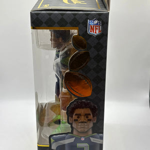 Funko POP! Gold NFL Russell Wilson Premium Vinyl Figure Series One FRENLY BRICKS - Open 7 Days