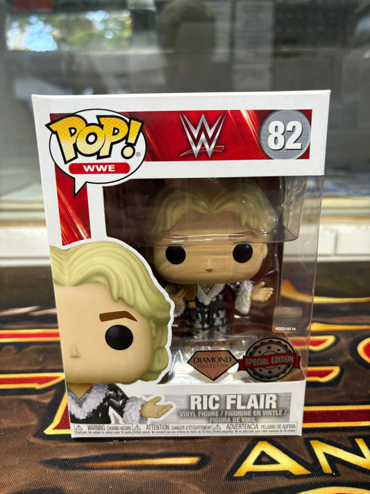 Funko POP! WWE Ric Flair #82 [Diamond Glitter] Exclusive FRENLY BRICKS - Open 7 Days