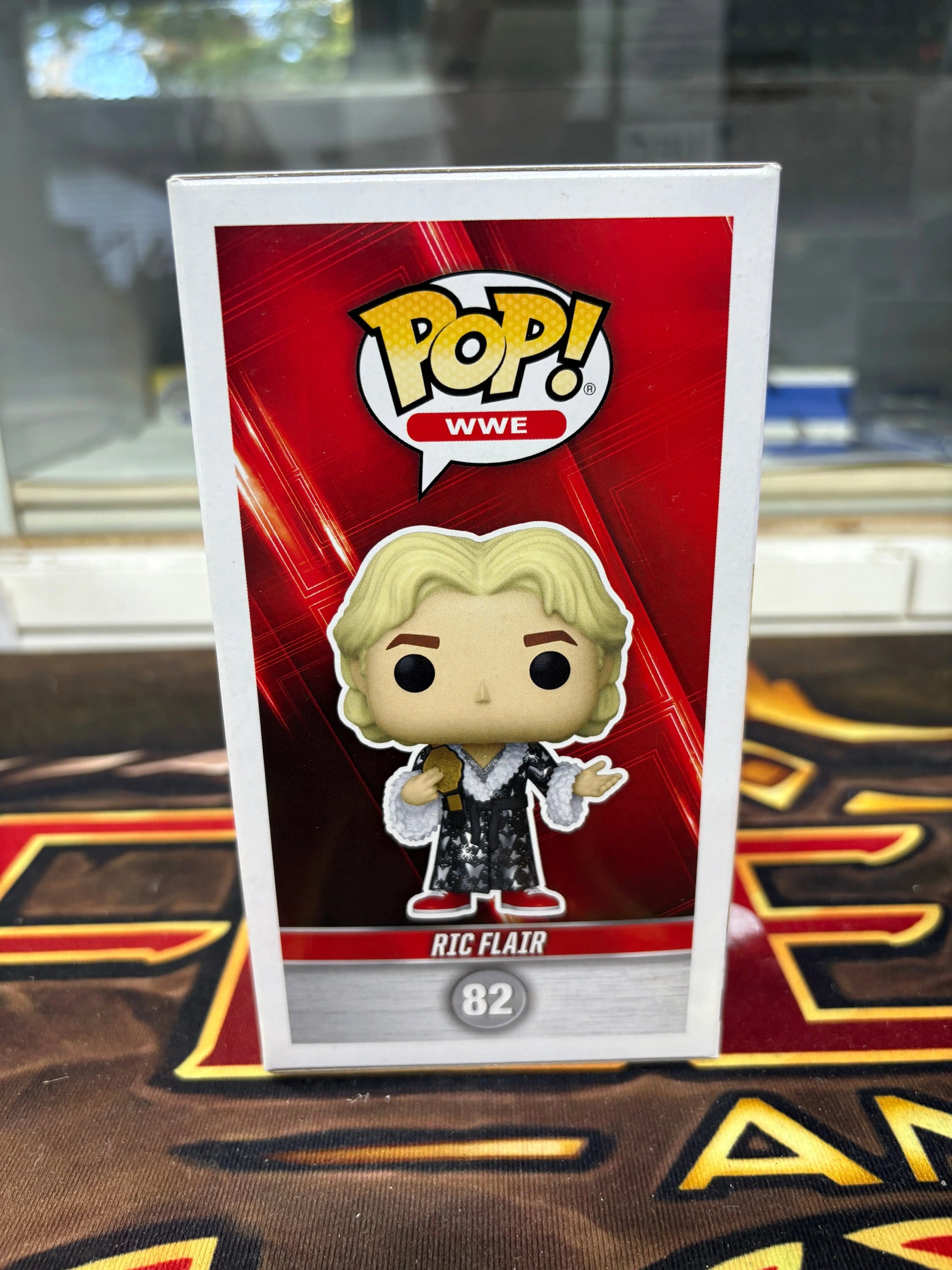 Funko POP! WWE Ric Flair #82 [Diamond Glitter] Exclusive FRENLY BRICKS - Open 7 Days