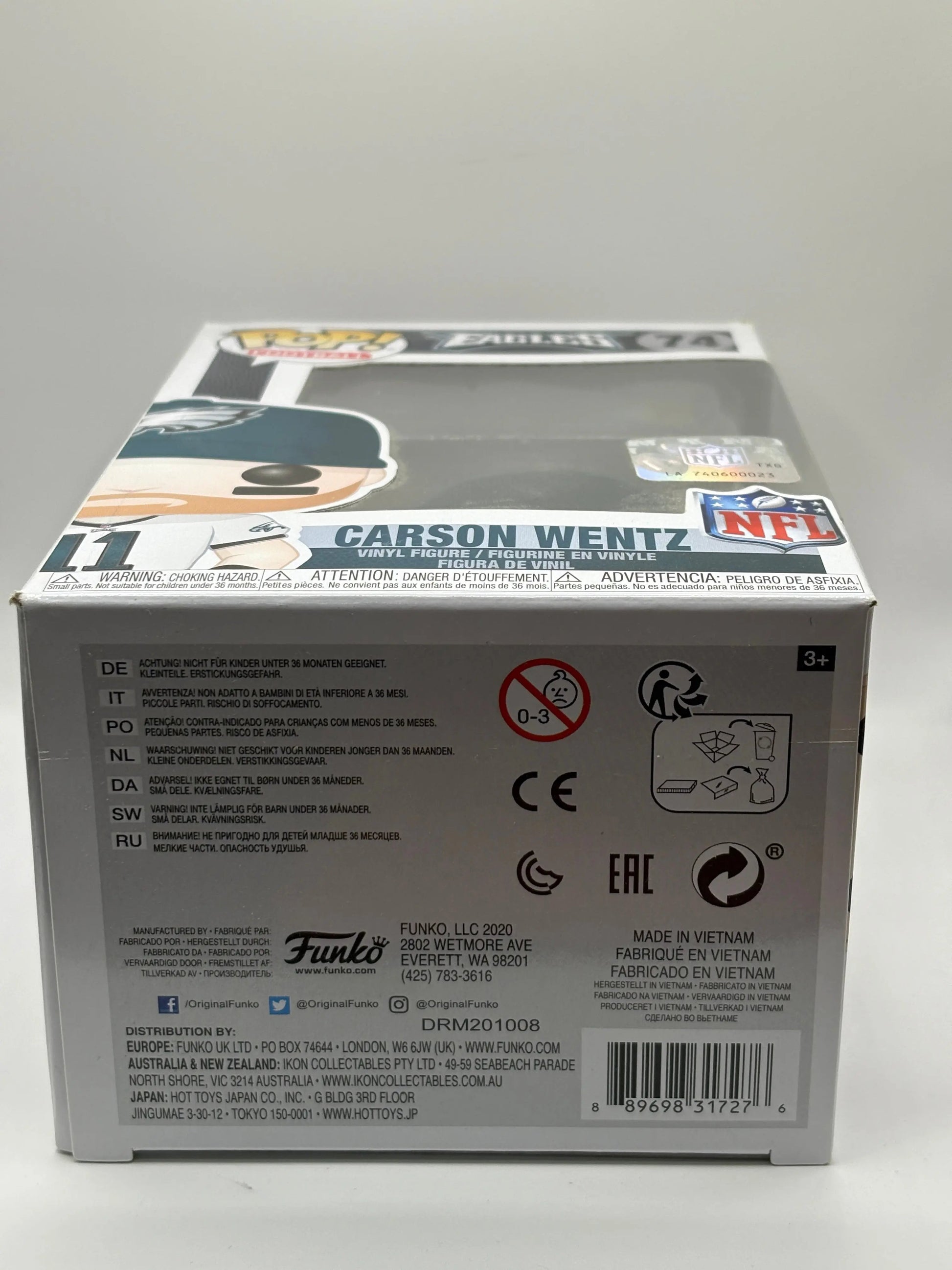 Funko POP! Football Eagles #74 Carson Wentz FRENLY BRICKS - Open 7 Days