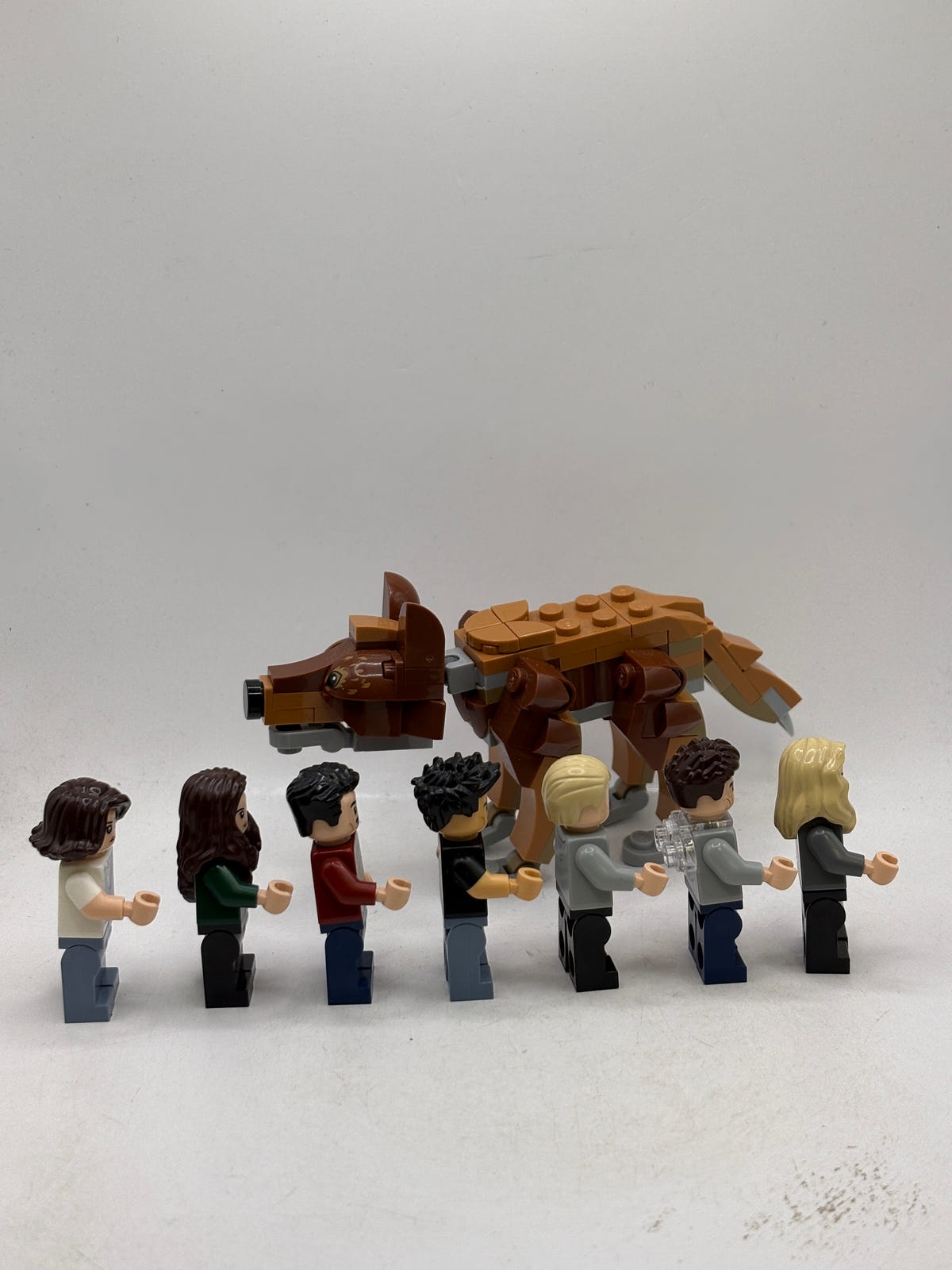 Lego 21354 Twilight The Cullen House MINIFIGURES AND WOLF ONLY Loose image 4