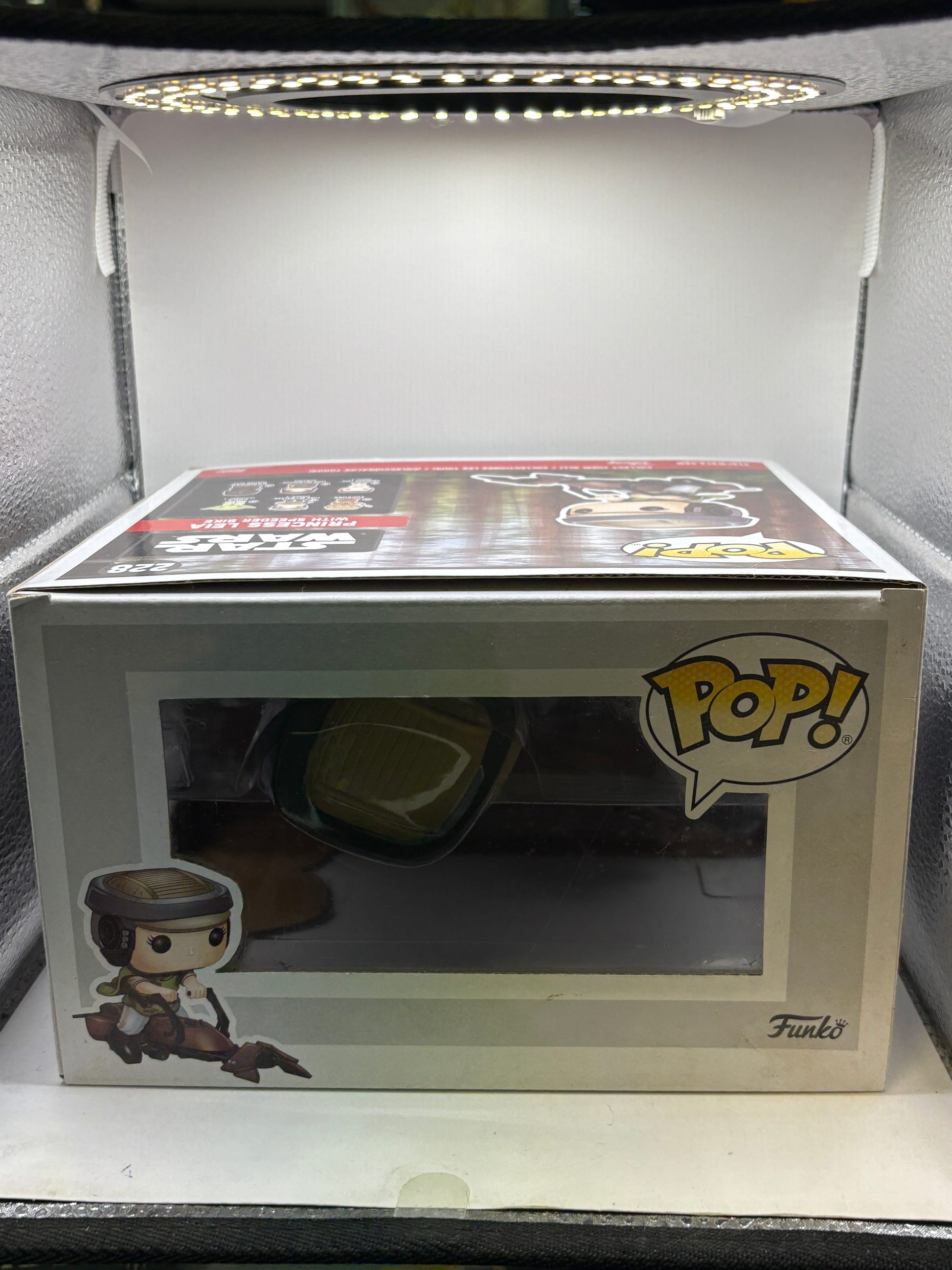 Funko POP! Star Wars #228 Princess Leia with Speeder Bike Vinyl Bobble-Head image 5