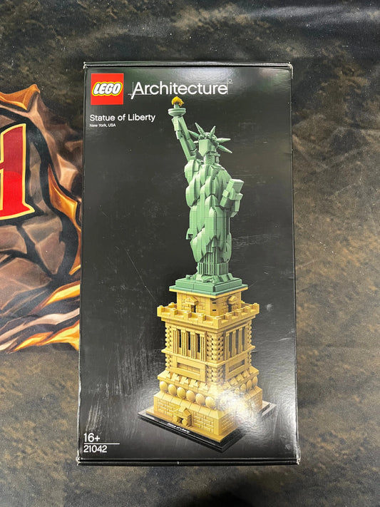 LEGO Architecture Statue of Liberty, New York, USA FRENLY BRICKS - Open 7 Days