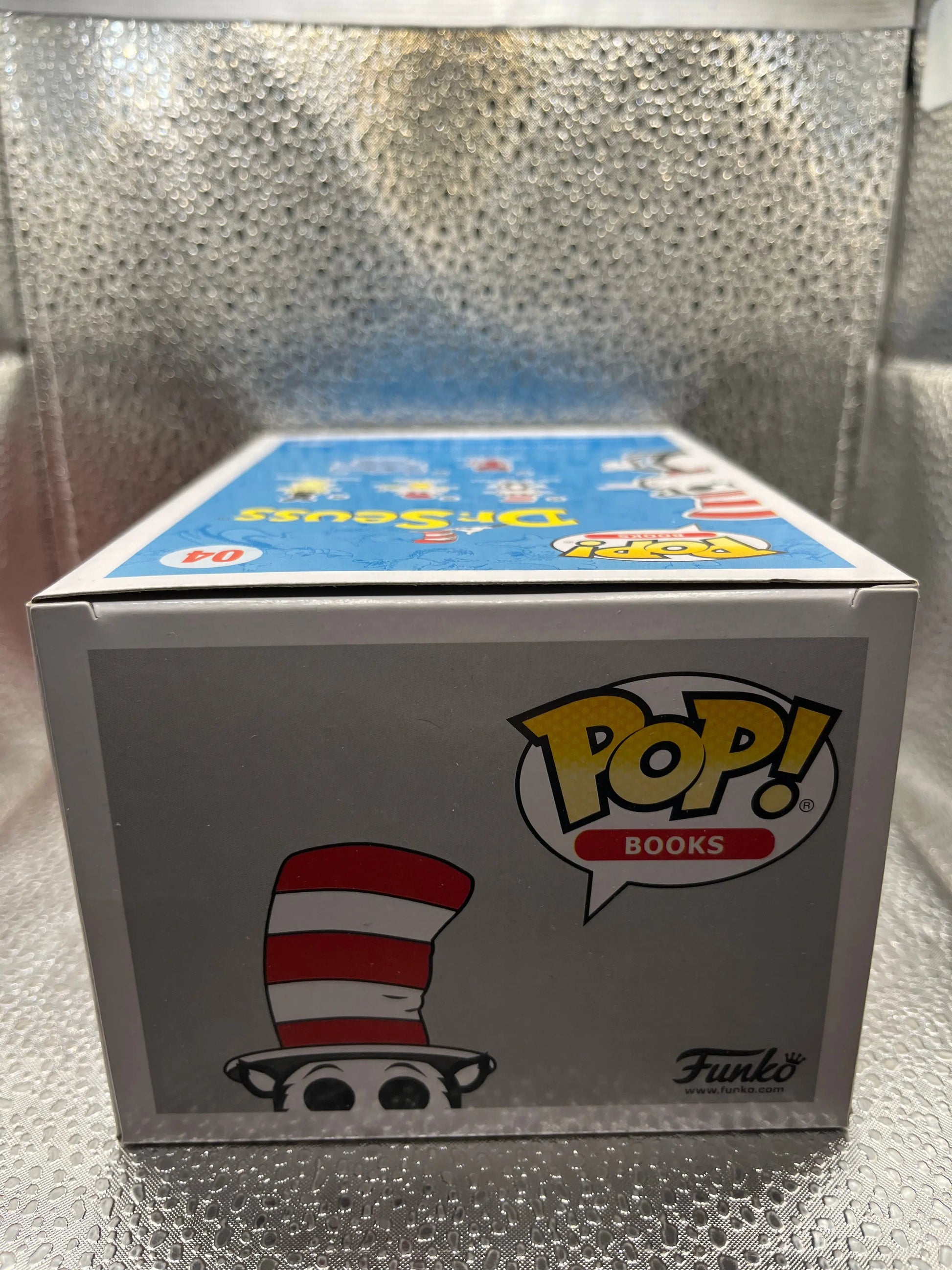 Funko POP Books - Dr. Seuss Cat in the Hat #04 FRENLY BRICKS - Open 7 Days