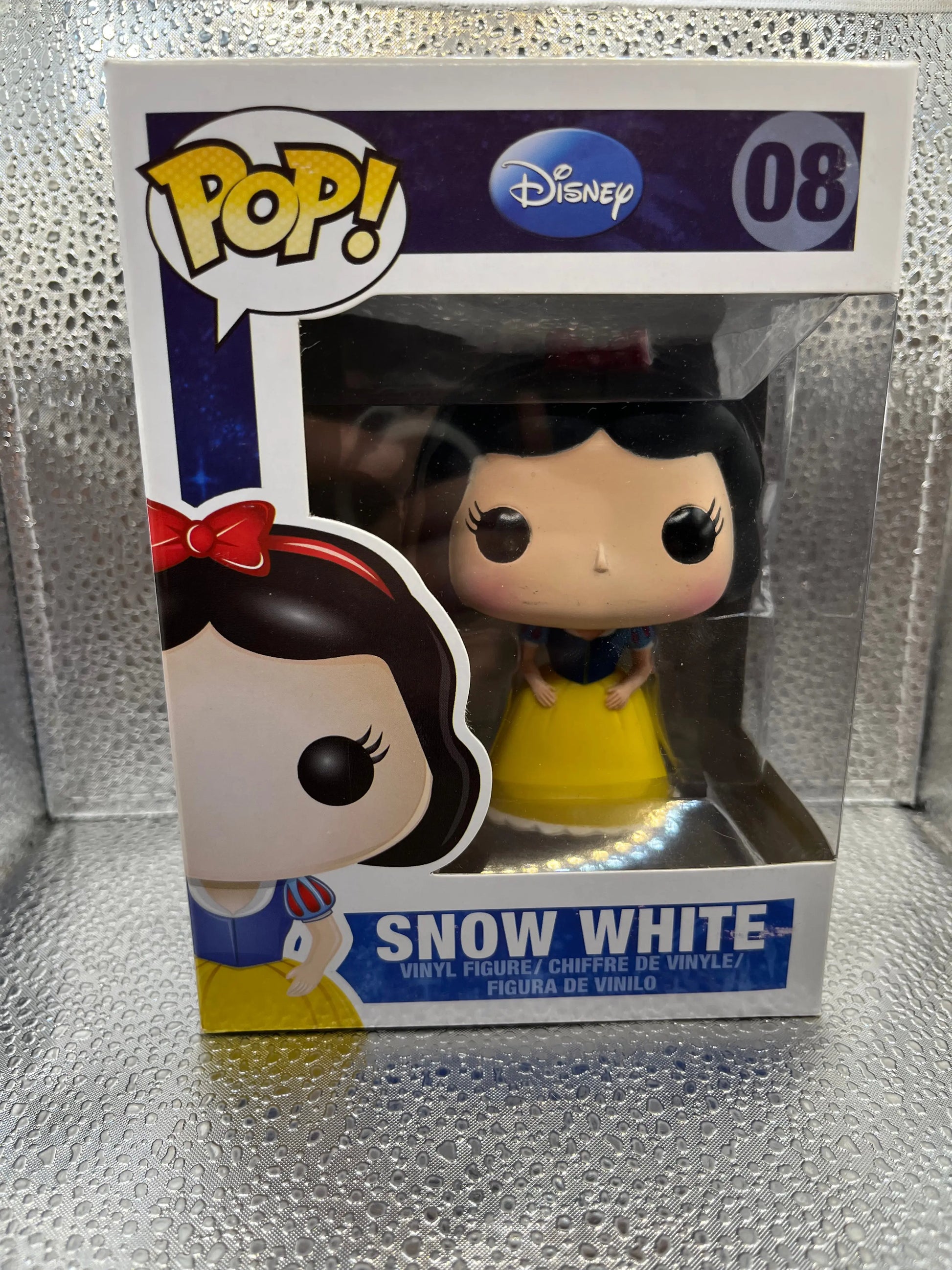 Funko POP Disney -Snow White #08 FRENLY BRICKS - Open 7 Days