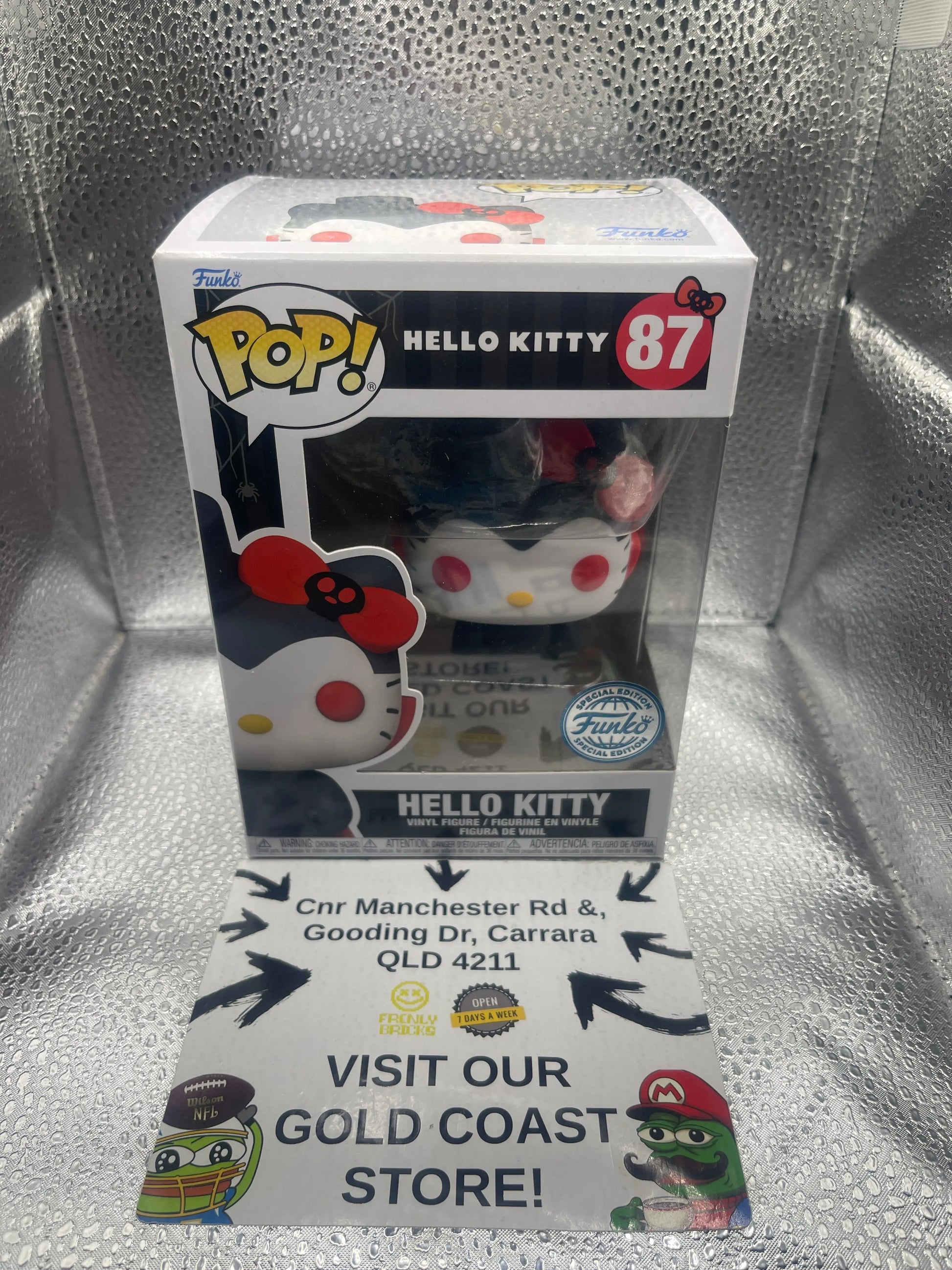 Funko Pop Hello Kitty Vampire As Dracula #87 FRENLY BRICKS - Open 7 Days
