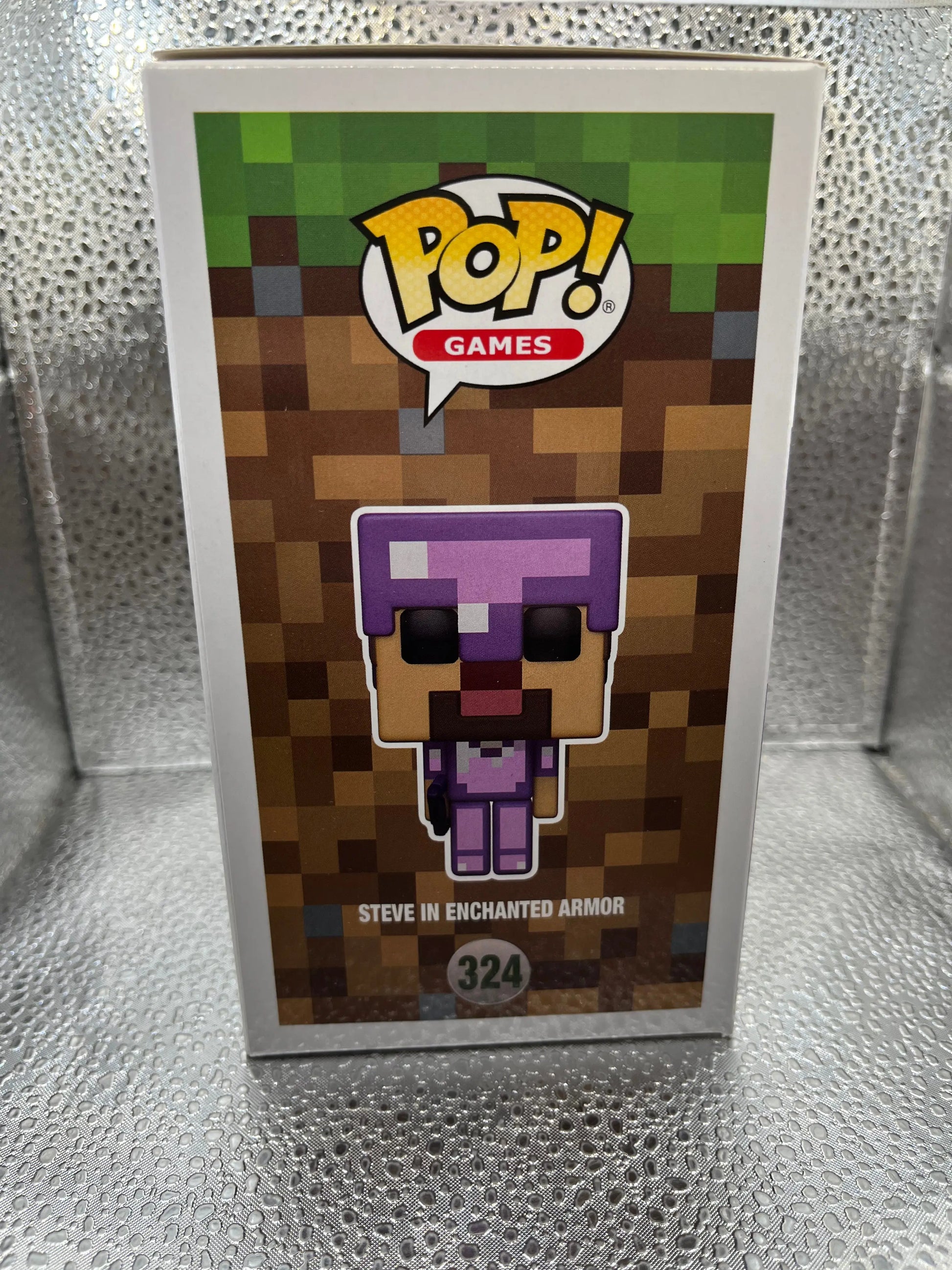 Funko POP Games - Minecraft - Steve In Enchanted Armor #324 FRENLY BRICKS - Open 7 Days