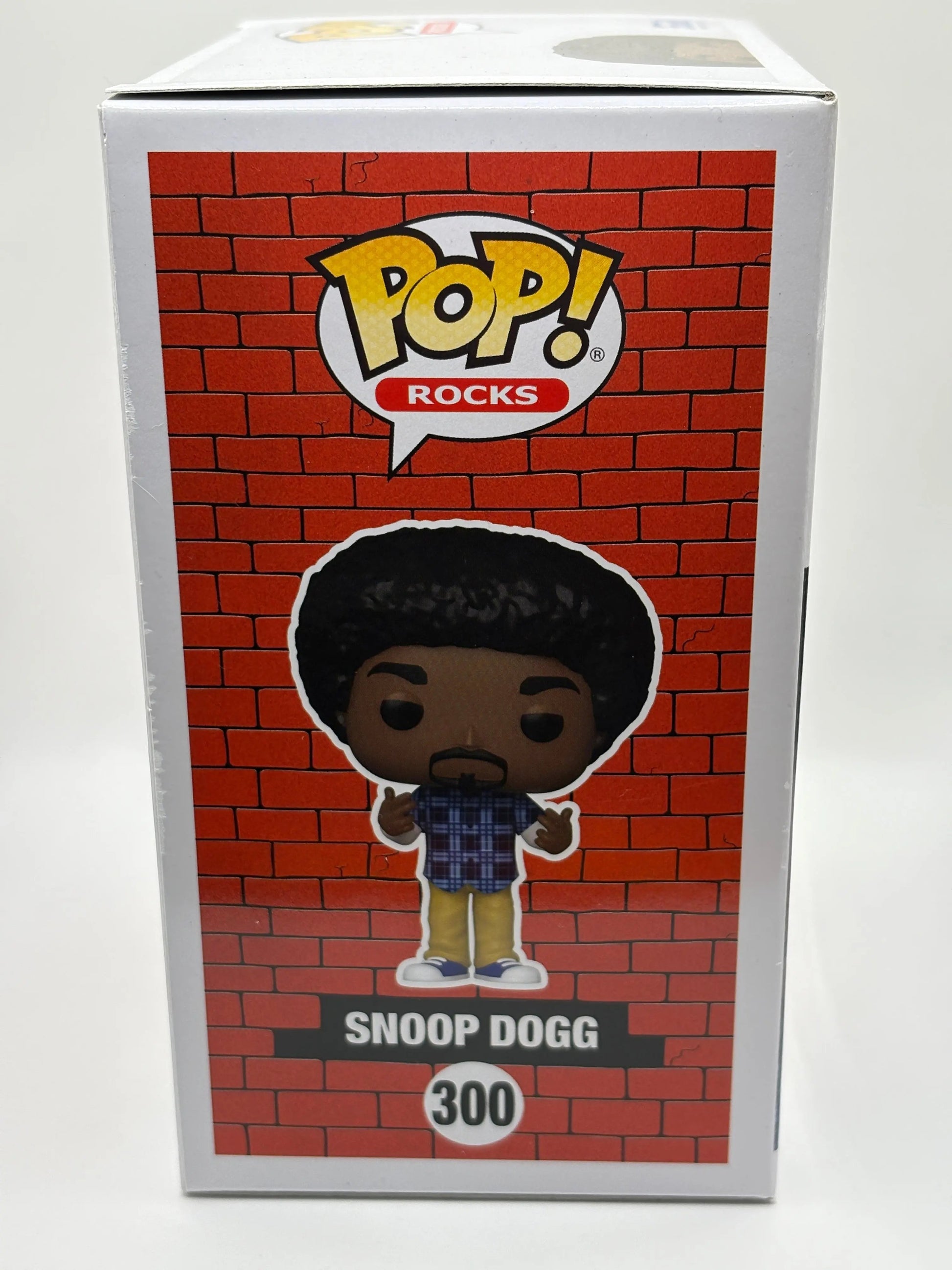 Funko POP! Rocks Snoop Dogg #300 Snoop Dogg FRENLY BRICKS - Open 7 Days