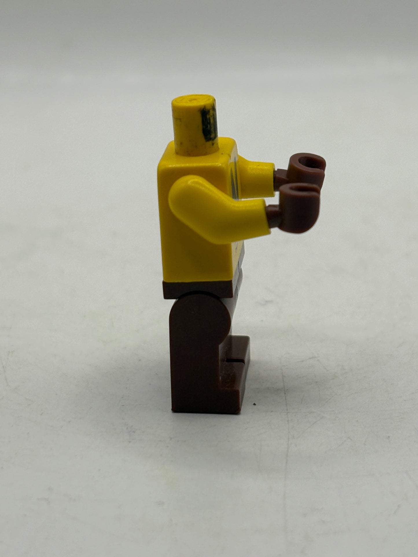 LEGO Rare Minifigure, Nesquik Bunny / Quicky the Nestle Rabbit Gen003 Used NO HEAD FRENLY BRICKS - Open 7 Days