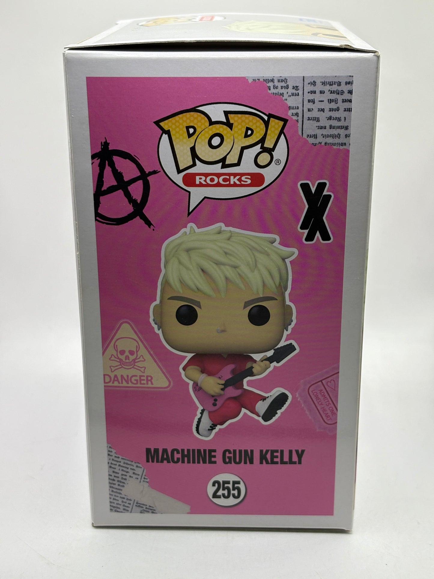 Funko POP! Rocks Machine Gun Kelly #255 Machine Gun Kelly Vinyl Figure FRENLY BRICKS - Open 7 Days