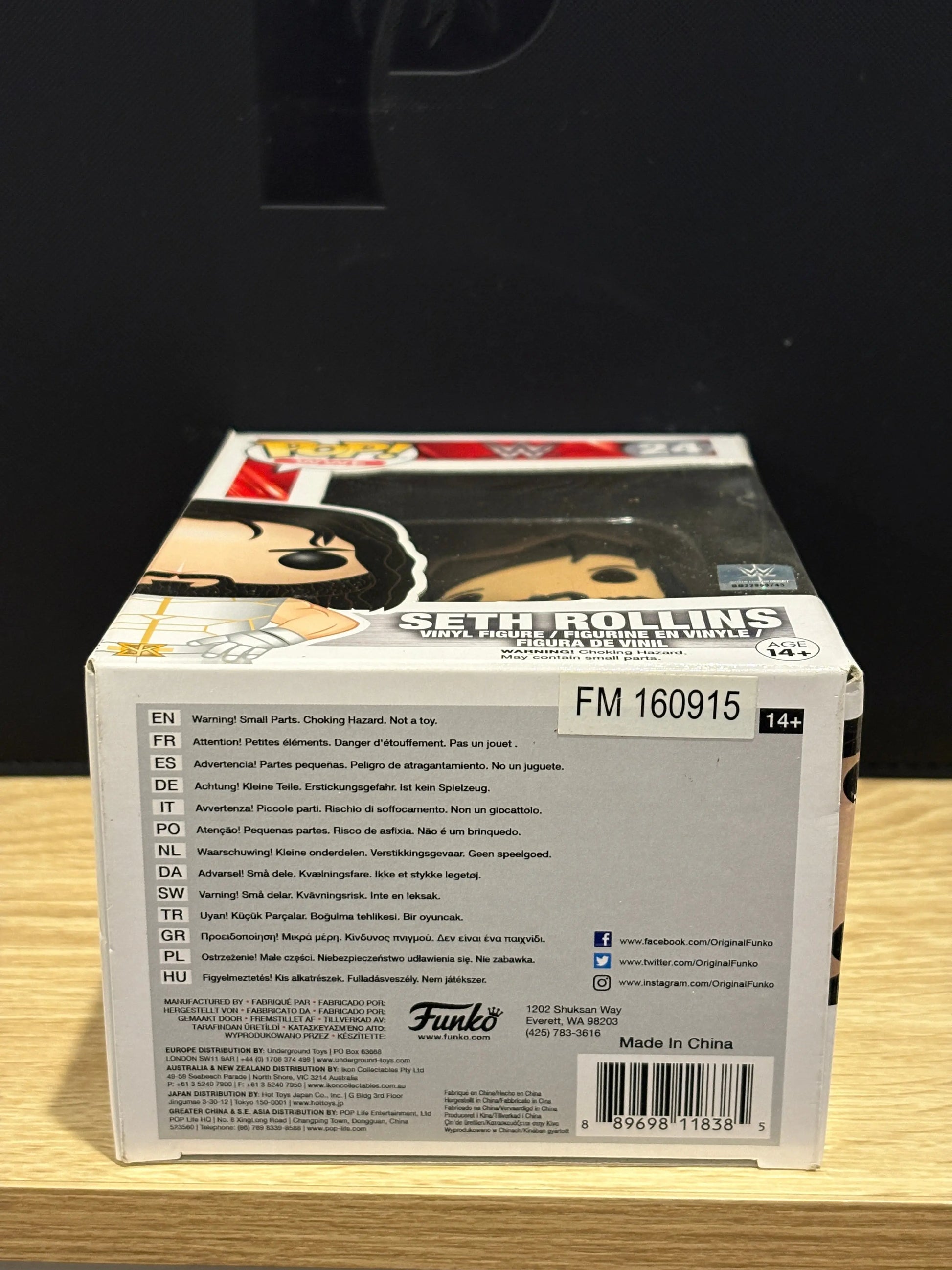 WWE Seth Rollins #24 Funko Pop  White Suit Wrestling FRENLY BRICKS - Open 7 Days