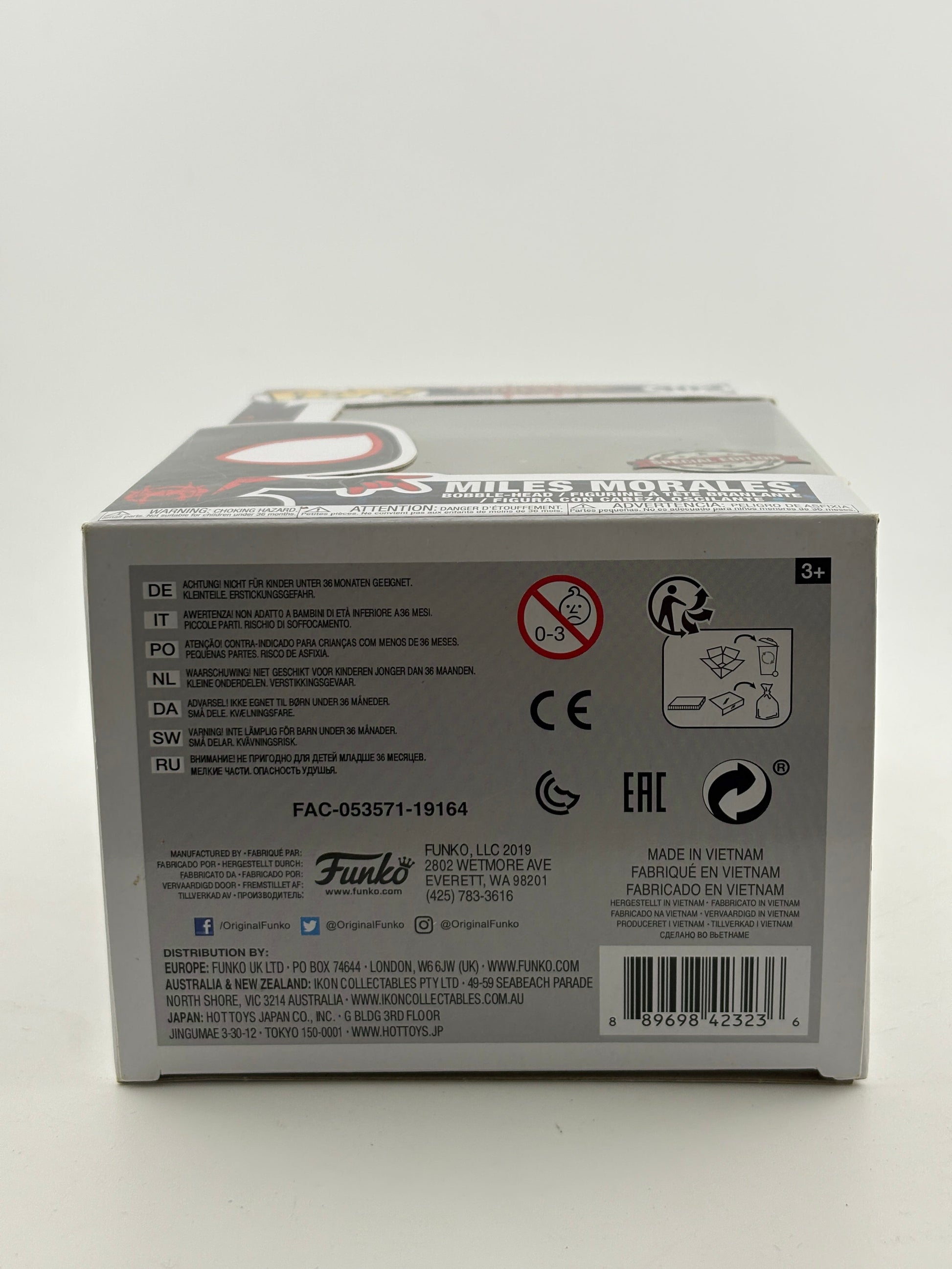 Funko POP! Spider-man Into the Spiderverse #402 Miles Morales Special Edition FRENLY BRICKS - Open 7 Days