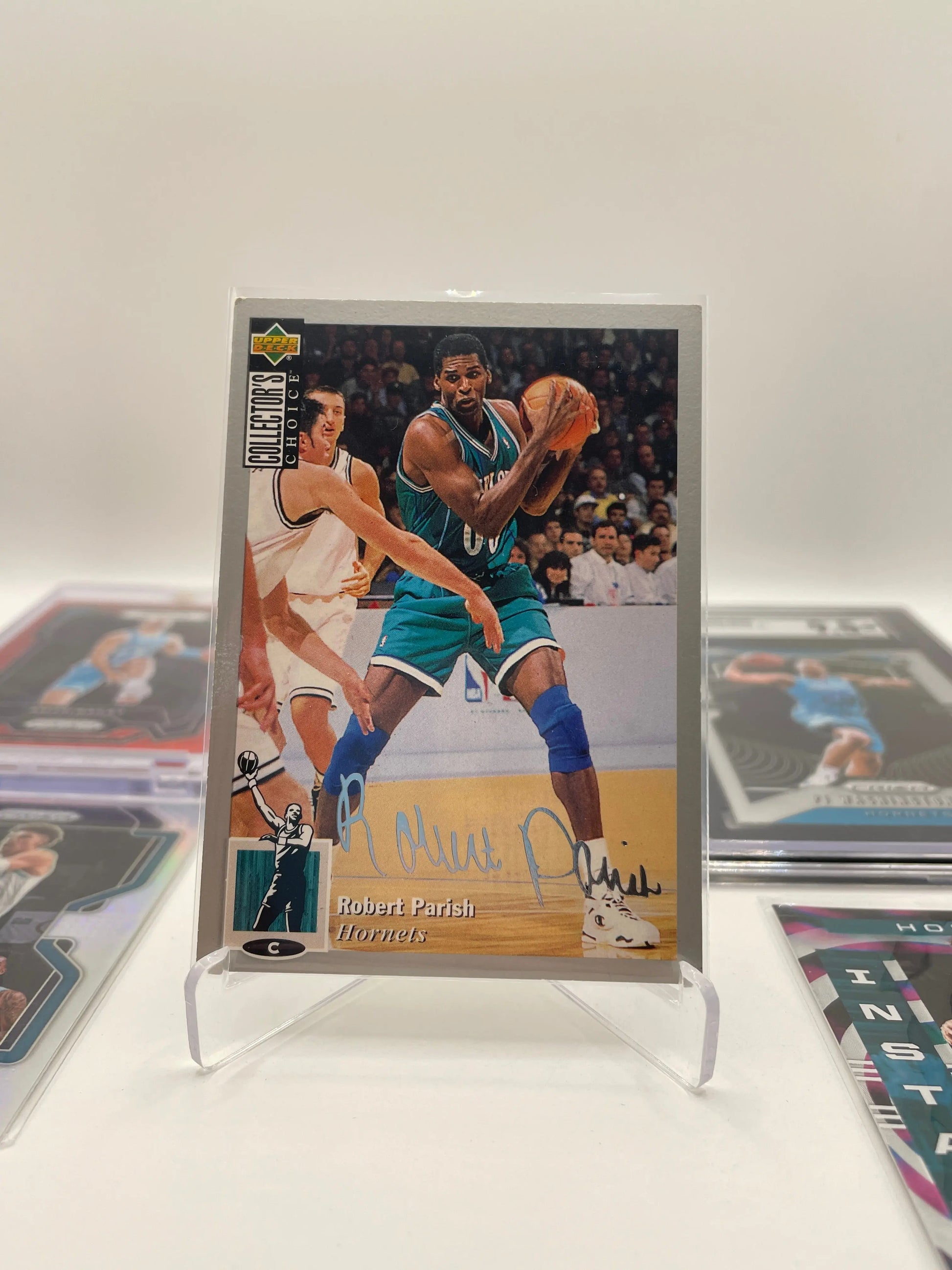 NBA Auto & Numbered Charlotte Hornets Sports Card Lot - LaMelo Ball + more  (lot#26) FRENLY BRICKS - Open 7 Days